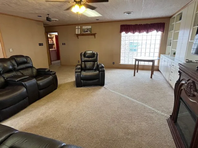 Single Family Residence For Sale in Fisher County , 1163 State Highway 70 N, Rotan, Texas 79546, 4 Bedroom, 3 Bathroom, 2 Garage spaces, 3,101 Sqft, built in 1940, mls#21303886, Real Estate Agent in Rotan, Homes For Sale in Fisher county, Homes For Sale in Rotan, Realtor in Rotan Texas, Real Estate Brokerage Independent Realty Texas, Luminita Cordes Realtor