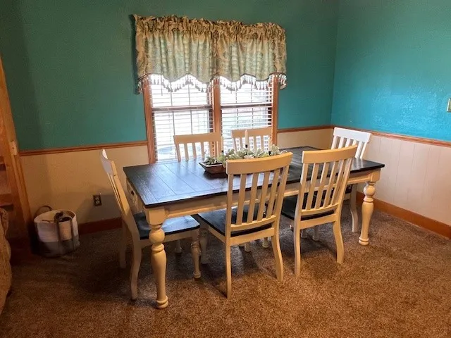 Single Family Residence For Sale in Fisher County , 1163 State Highway 70 N, Rotan, Texas 79546, 4 Bedroom, 3 Bathroom, 2 Garage spaces, 3,101 Sqft, built in 1940, mls#21303886, Real Estate Agent in Rotan, Homes For Sale in Fisher county, Homes For Sale in Rotan, Realtor in Rotan Texas, Real Estate Brokerage Independent Realty Texas, Luminita Cordes Realtor