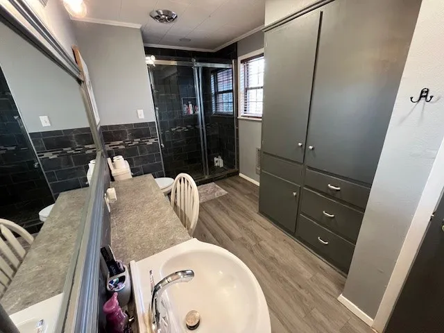 renovated bath in the hall for BR 3 & 4