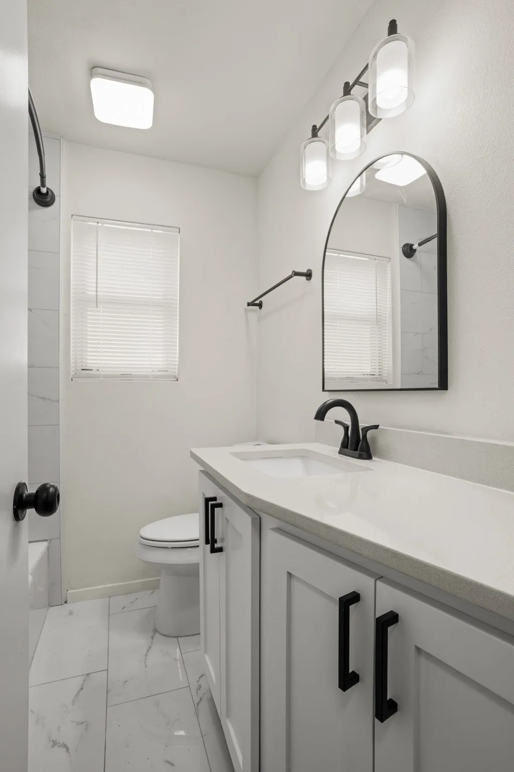 Single Family Residence For Sale in Denton County , 1820 Emery Street, Denton, Texas 76201, 4 Bedroom, 2 Bathroom, Garage spaces, 1,464 Sqft, built in 1964, mls#21301512, Real Estate Agent in Denton, Homes For Sale in Denton county, Homes For Sale in Denton, Realtor in Denton Texas, Real Estate Brokerage Independent Realty Texas, Luminita Cordes Realtor