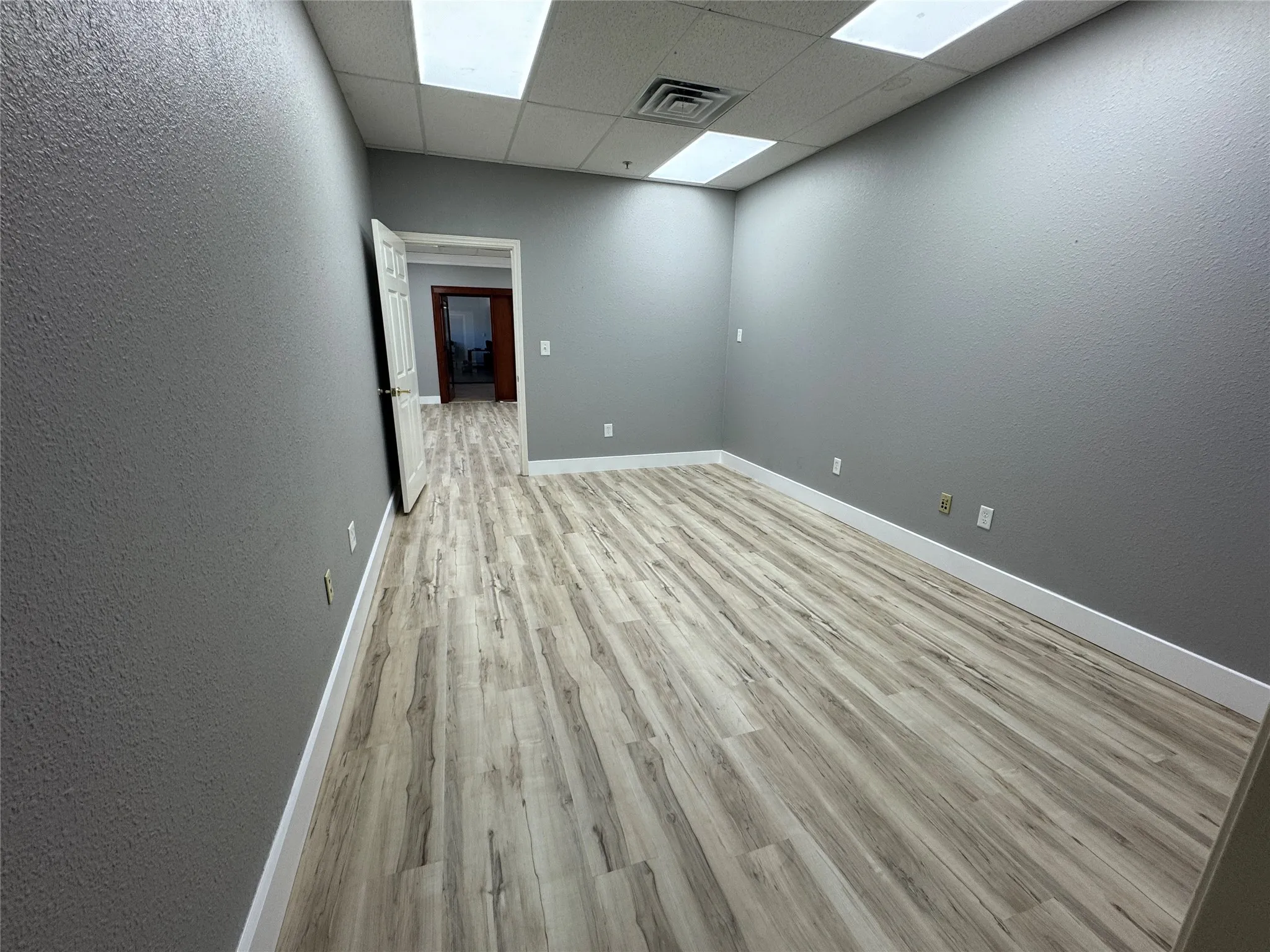 Office For Rent in Tarrant County , 515 W Southlake Boulevard 110, Southlake, Texas 76092, 0, 0, Garage spaces, 880 Sqft, built in 2001, Price $22, mls#21303943, Real Estate Agent in Southlake, Homes For Rent in Tarrant county, Homes For Rent in Southlake, Realtor in Southlake Texas, Real Estate Brokerage Independent Realty Texas, Luminita Cordes Realtor