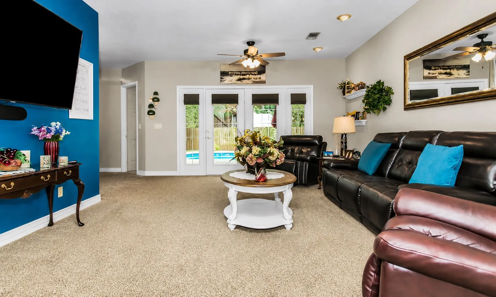 Single Family Residence For Sale in Fannin County , 820 Cedar Creek Circle, Bonham, Texas 75418, 3 Bedroom, 3 Bathroom, 2 Garage spaces, 3,538 Sqft, built in 1998, mls#21302808, Real Estate Agent in Bonham, Homes For Sale in Fannin county, Homes For Sale in Bonham, Realtor in Bonham Texas, Real Estate Brokerage Independent Realty Texas, Luminita Cordes Realtor