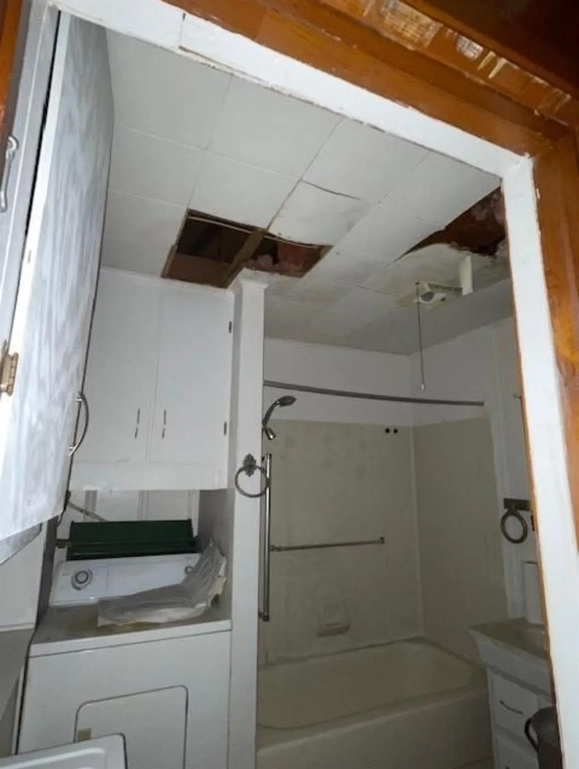 Single Family Residence For Sale in Wise County , 312 Alexander Lane, Bridgeport, Texas 76426, 2 Bedrooms, 1 Bathroom, 4 Garage spaces, 1,200 Sqft, built in 1960, Price $150,000, mls#21303951, Real Estate Agent in Bridgeport, Homes For Sale in Wise county, Homes For Sale in Bridgeport, Realtor in Bridgeport Texas, Real Estate Brokerage Independent Realty Texas, Luminita Cordes Realtor