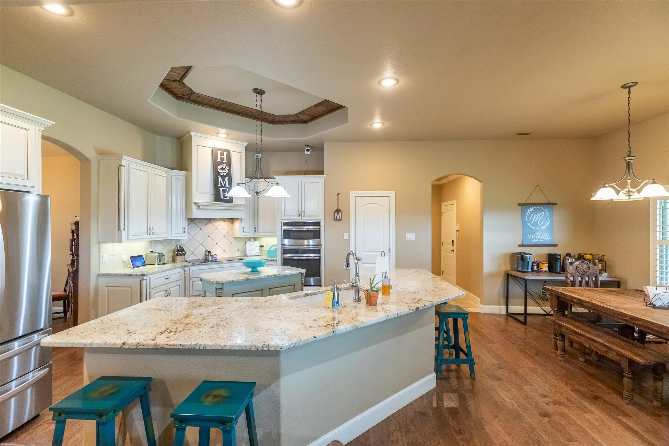 Single Family Residence For Sale in Taylor County , 110 Tierra Court, Abilene, Texas 79602, 4 Bedroom, 3 Bathroom, 3 Garage spaces, 2,723 Sqft, built in 2014, mls#21303959, Real Estate Agent in Abilene, Homes For Sale in Taylor county, Homes For Sale in Abilene, Realtor in Abilene Texas, Real Estate Brokerage Independent Realty Texas, Luminita Cordes Realtor