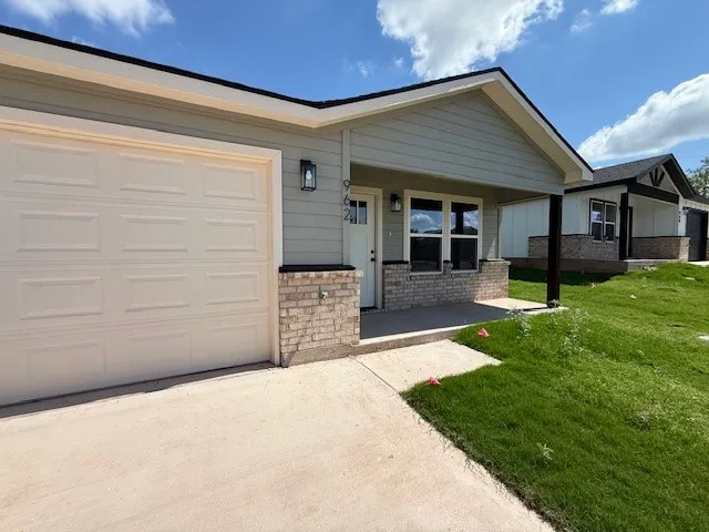 Duplex For Rent in Taylor County , 962 Minda Street, Abilene, Texas 79602, 3 Bedrooms, 2 Bathrooms, 1 Garage spaces, 1,487 Sqft, built in 2026, Price $2,495, mls#21304008, Real Estate Agent in Abilene, Homes For Rent in Taylor county, Homes For Rent in Abilene, Realtor in Abilene Texas, Real Estate Brokerage Independent Realty Texas, Luminita Cordes Realtor