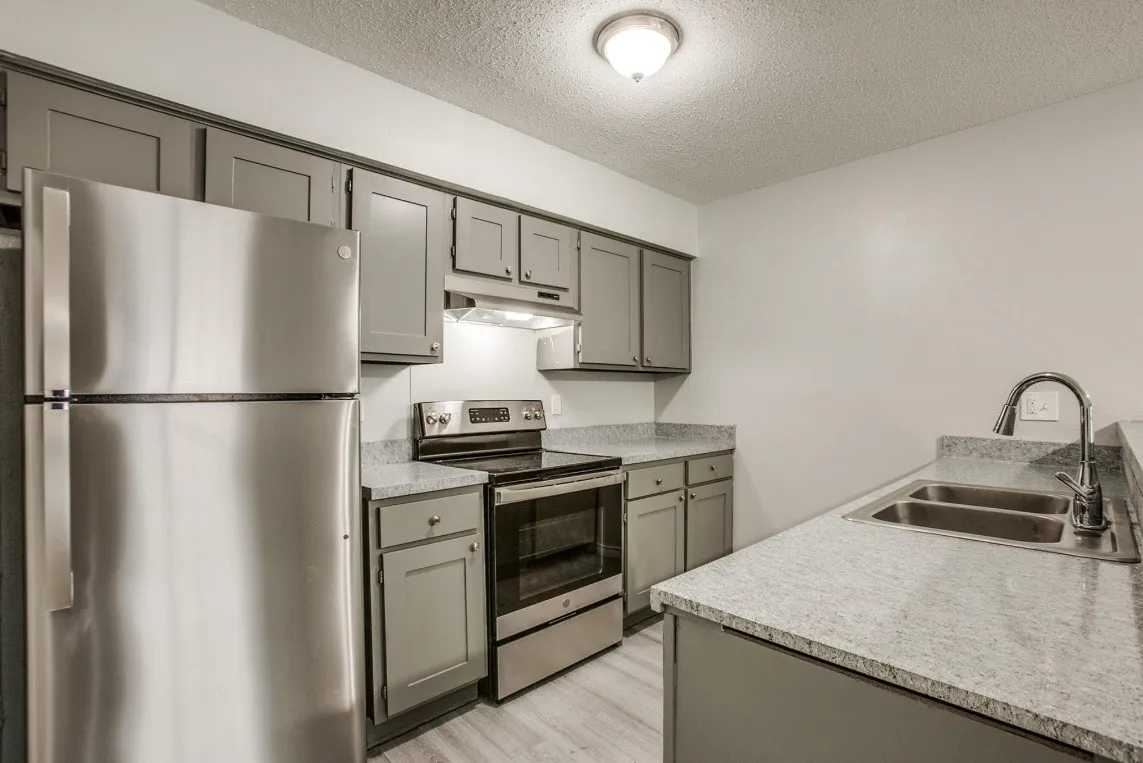 Apartment For Rent in Dallas County , 1935 Cranford Drive 104, Garland, Texas 75041, 2 Bedroom, 2 Bathroom, Garage spaces, 10,782 Sqft, built in 1984, mls#21304014, Real Estate Agent in Garland, Homes For Rent in Dallas county, Homes For Rent in Garland, Realtor in Garland Texas, Real Estate Brokerage Independent Realty Texas, Luminita Cordes Realtor