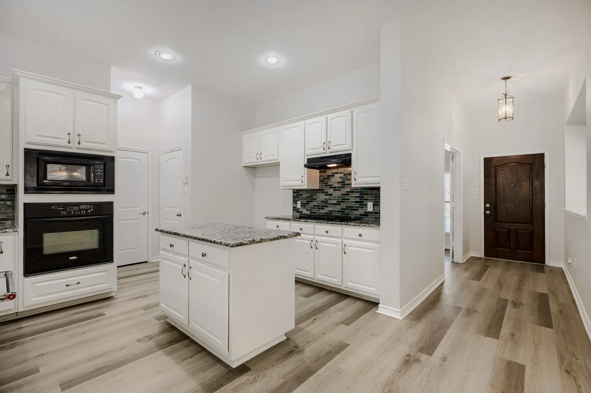 Single Family Residence For Sale in Collin County , 5712 Broken Spur, Mc Kinney, Texas 75070, 3 Bedroom, 2 Bathroom, 2 Garage spaces, 1,779 Sqft, built in 2007, mls#21141484, Real Estate Agent in Mc Kinney, Homes For Sale in Collin county, Homes For Sale in Mc Kinney, Realtor in Mc Kinney Texas, Real Estate Brokerage Independent Realty Texas, Luminita Cordes Realtor