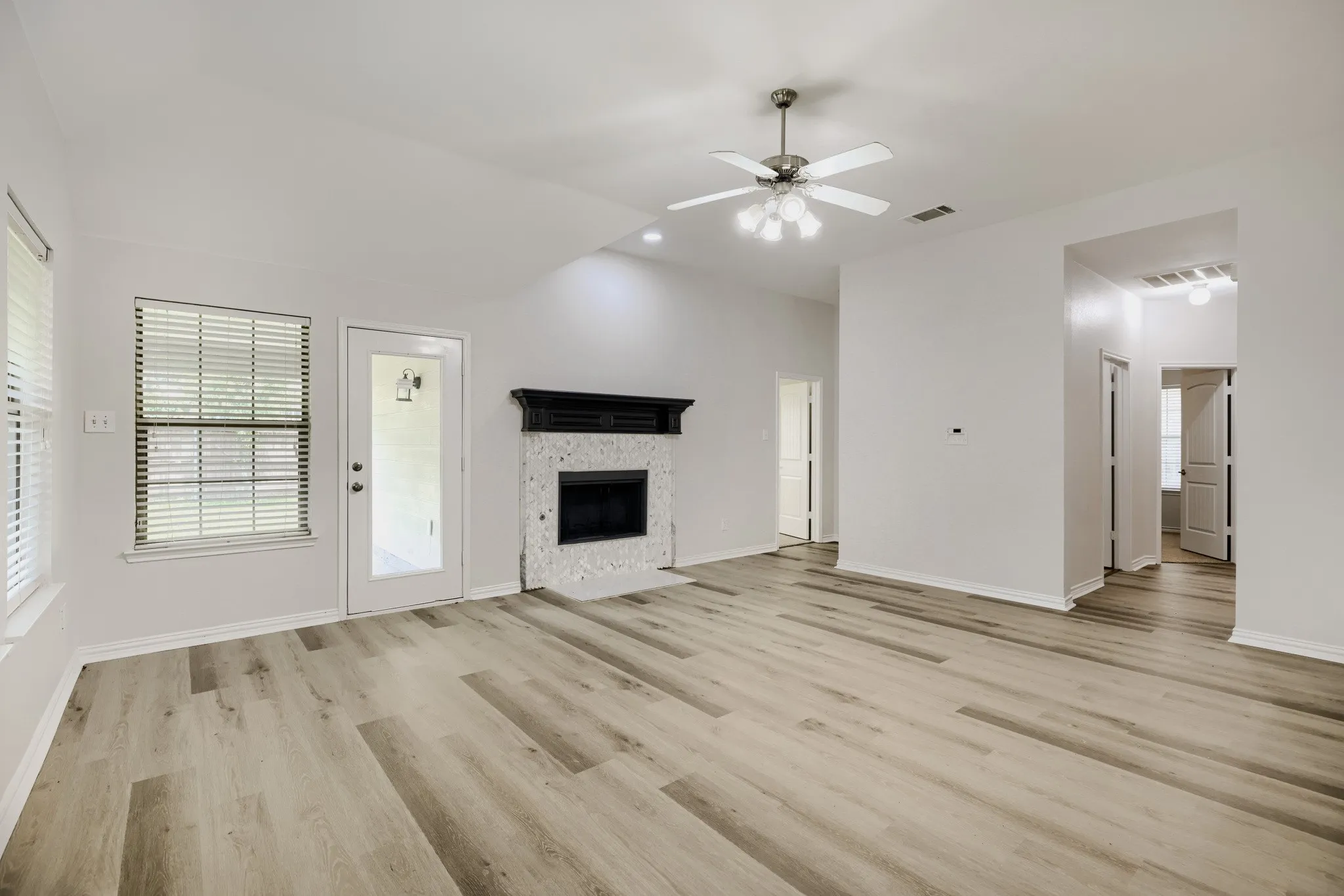 Single Family Residence For Sale in Collin County , 5712 Broken Spur, Mc Kinney, Texas 75070, 3 Bedroom, 2 Bathroom, 2 Garage spaces, 1,779 Sqft, built in 2007, mls#21141484, Real Estate Agent in Mc Kinney, Homes For Sale in Collin county, Homes For Sale in Mc Kinney, Realtor in Mc Kinney Texas, Real Estate Brokerage Independent Realty Texas, Luminita Cordes Realtor