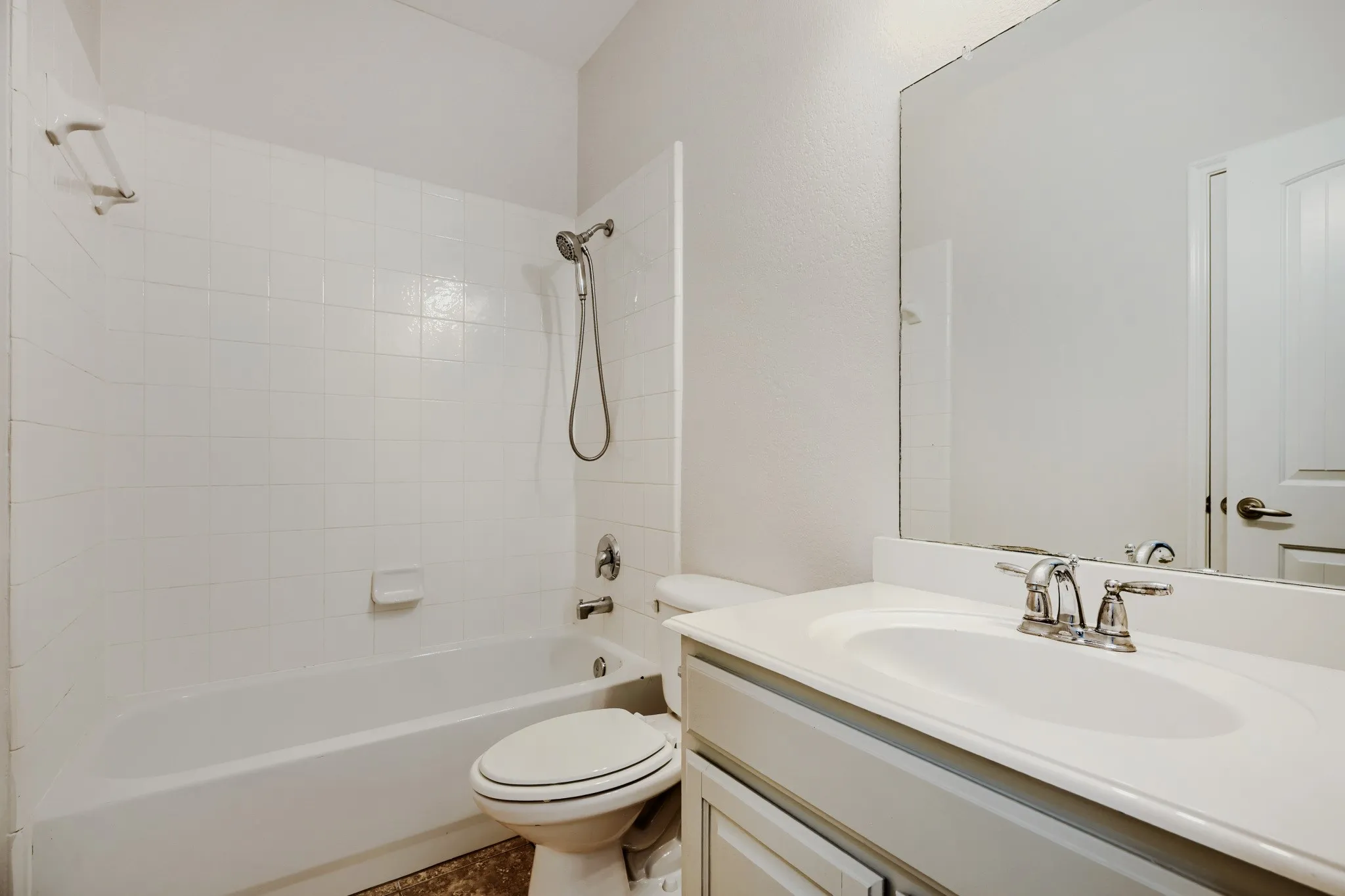 Single Family Residence For Sale in Collin County , 5712 Broken Spur, Mc Kinney, Texas 75070, 3 Bedroom, 2 Bathroom, 2 Garage spaces, 1,779 Sqft, built in 2007, mls#21141484, Real Estate Agent in Mc Kinney, Homes For Sale in Collin county, Homes For Sale in Mc Kinney, Realtor in Mc Kinney Texas, Real Estate Brokerage Independent Realty Texas, Luminita Cordes Realtor