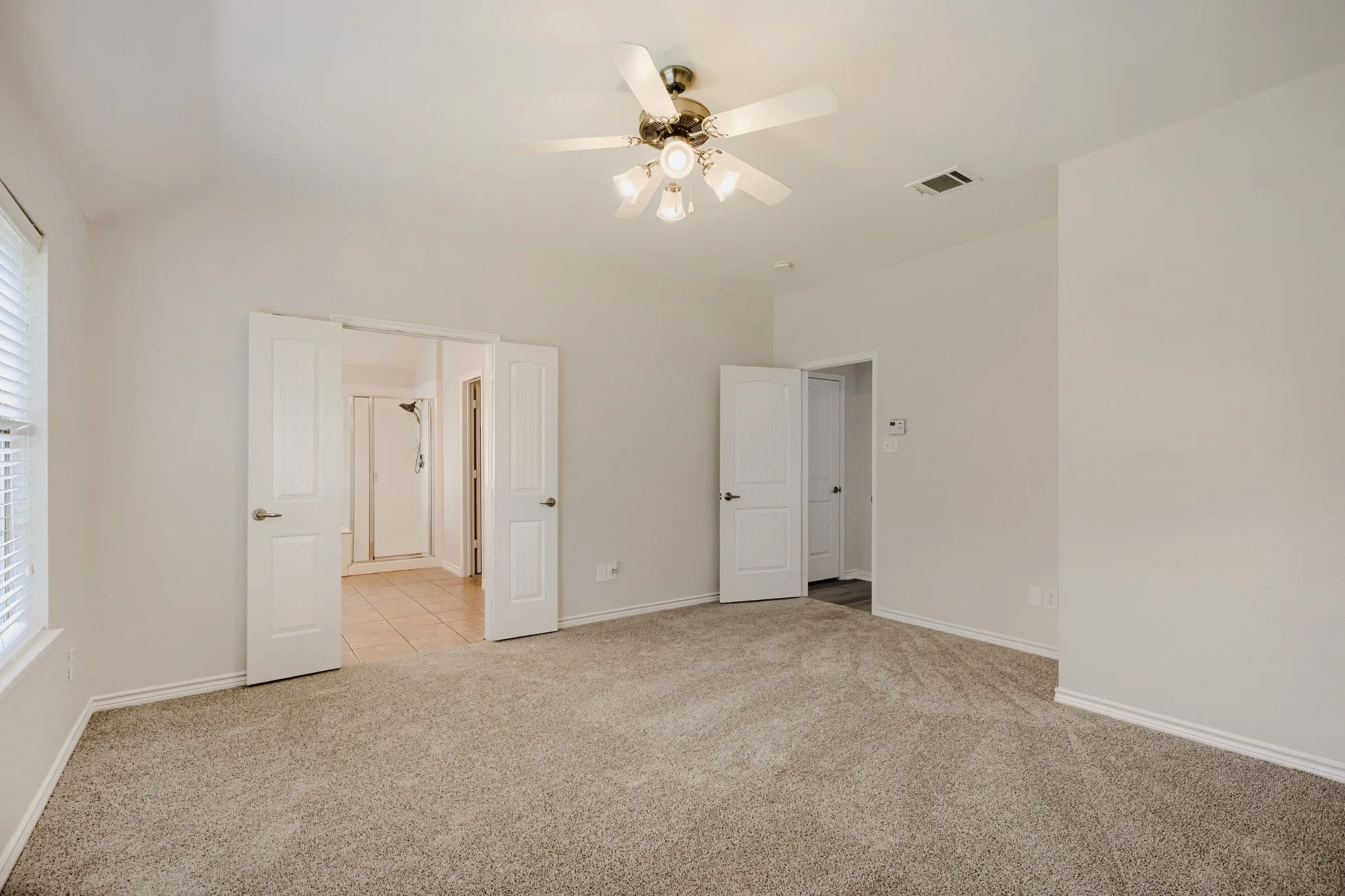 Single Family Residence For Sale in Collin County , 5712 Broken Spur, Mc Kinney, Texas 75070, 3 Bedroom, 2 Bathroom, 2 Garage spaces, 1,779 Sqft, built in 2007, mls#21141484, Real Estate Agent in Mc Kinney, Homes For Sale in Collin county, Homes For Sale in Mc Kinney, Realtor in Mc Kinney Texas, Real Estate Brokerage Independent Realty Texas, Luminita Cordes Realtor