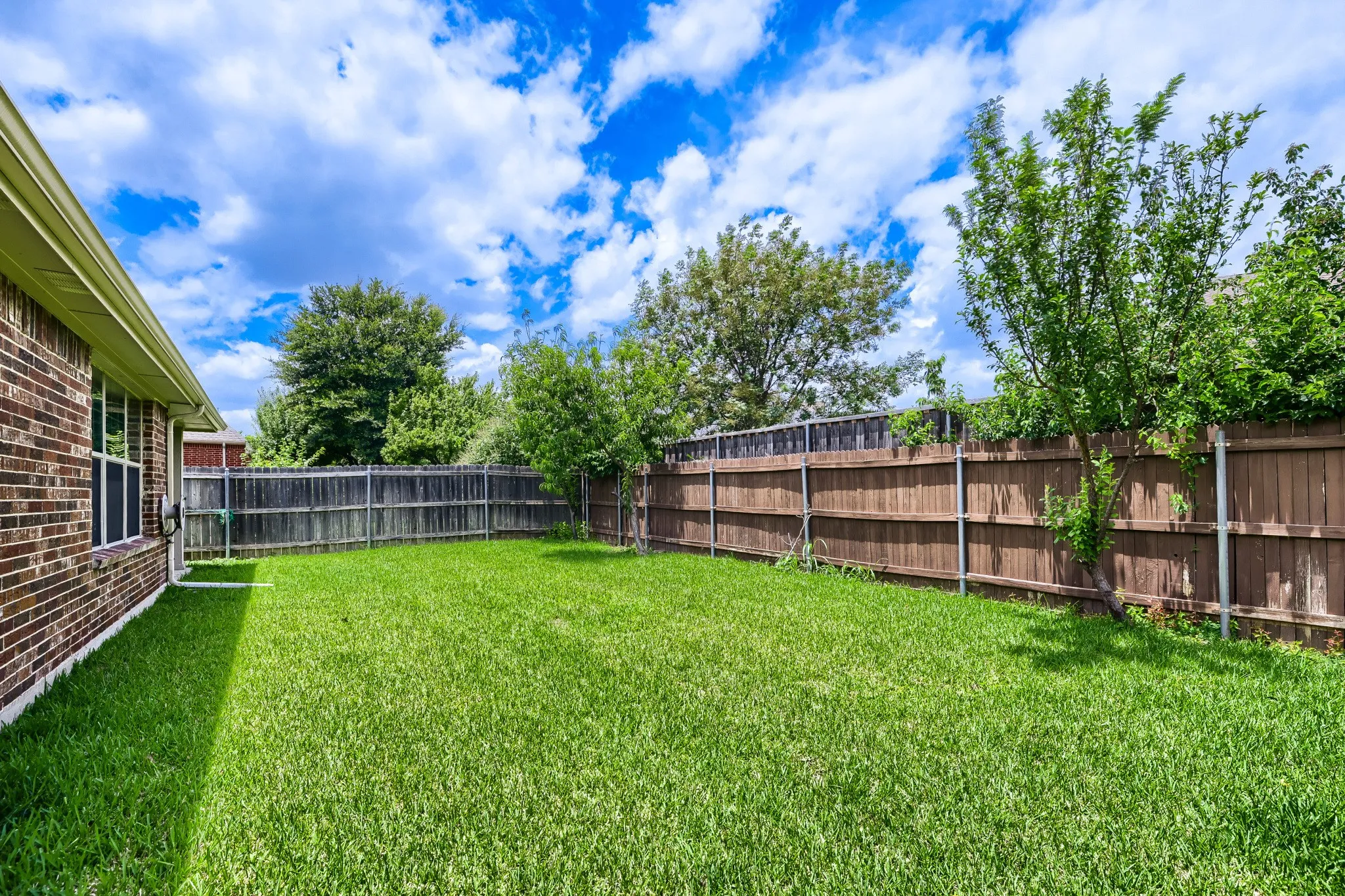 Single Family Residence For Sale in Collin County , 5712 Broken Spur, Mc Kinney, Texas 75070, 3 Bedroom, 2 Bathroom, 2 Garage spaces, 1,779 Sqft, built in 2007, mls#21141484, Real Estate Agent in Mc Kinney, Homes For Sale in Collin county, Homes For Sale in Mc Kinney, Realtor in Mc Kinney Texas, Real Estate Brokerage Independent Realty Texas, Luminita Cordes Realtor