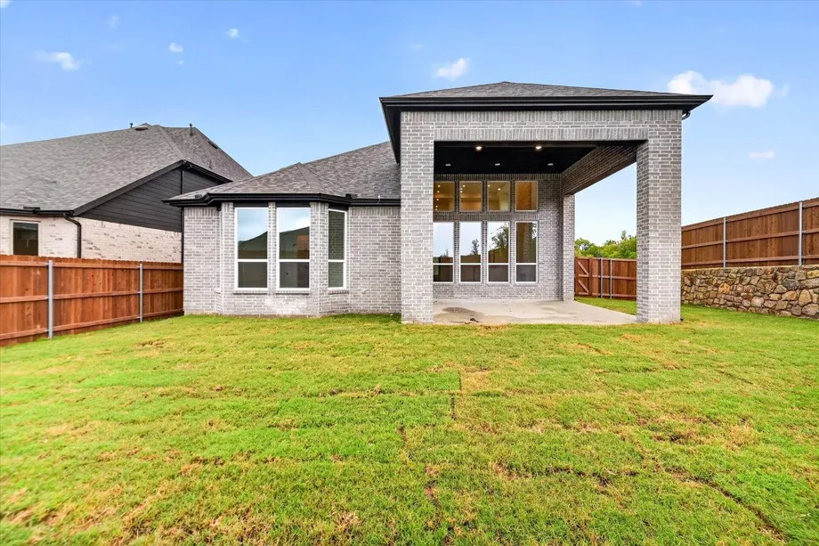 Single Family Residence For Sale in Grayson County , 1537 Thicket Hill Drive, Van Alstyne, Texas 75495, 4 Bedroom, 4 Bathroom, 2 Garage spaces, 3,130 Sqft, built in 2026, mls#21303857, Real Estate Agent in Van Alstyne, Homes For Sale in Grayson county, Homes For Sale in Van Alstyne, Realtor in Van Alstyne Texas, Real Estate Brokerage Independent Realty Texas, Luminita Cordes Realtor
