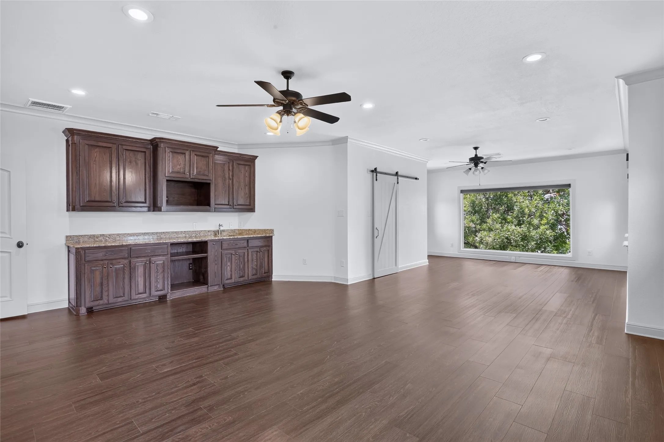 Single Family Residence For Sale in Tarrant County , 7917 Club Court, Fort Worth, Texas 76179, 4 Bedroom, 4 Bathroom, 2 Garage spaces, 5,643 Sqft, built in 2006, mls#21294654, Real Estate Agent in Fort Worth, Homes For Sale in Tarrant county, Homes For Sale in Fort Worth, Realtor in Fort Worth Texas, Real Estate Brokerage Independent Realty Texas, Luminita Cordes Realtor