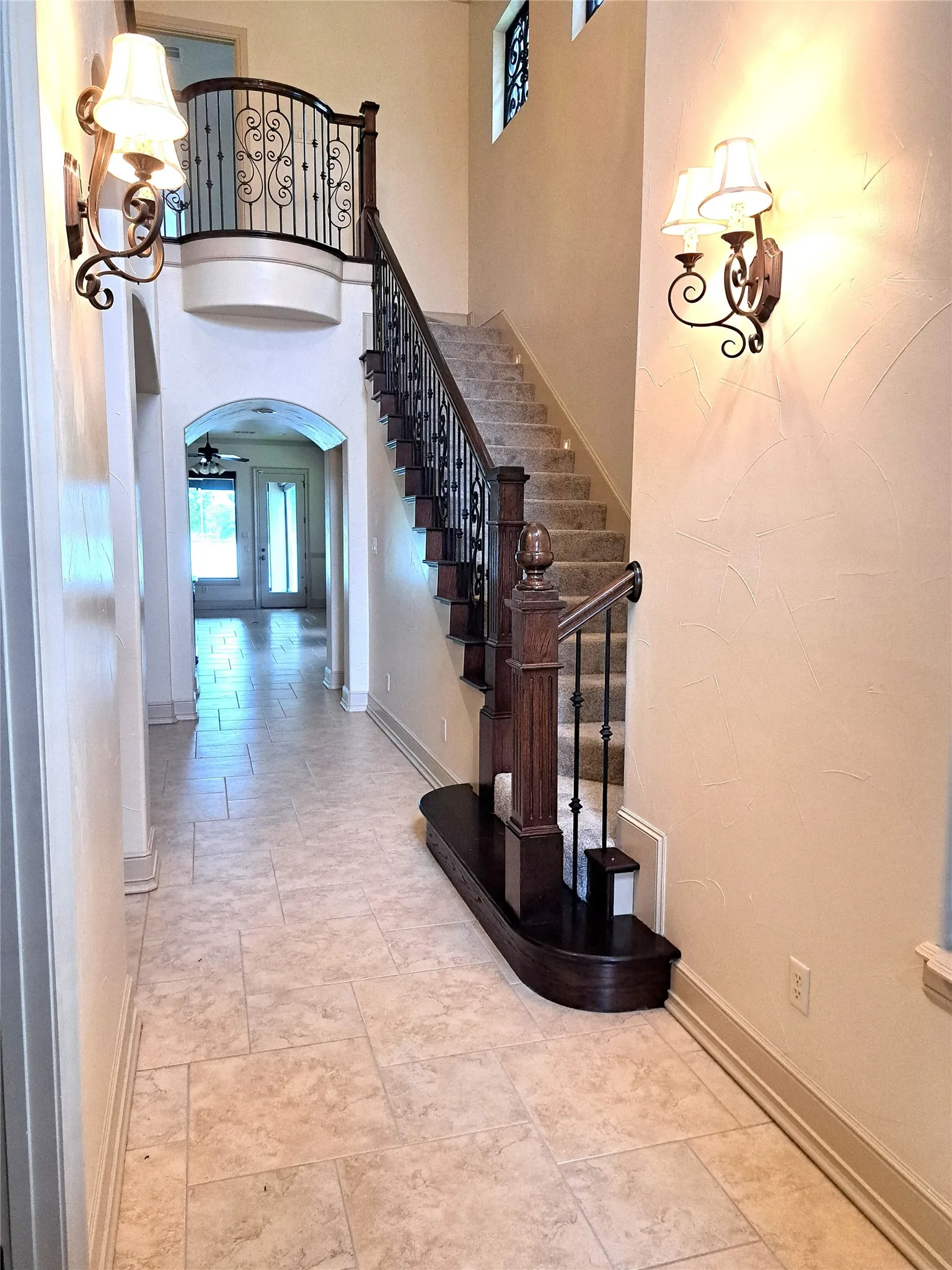Single Family Residence For Sale in Tarrant County , 7917 Club Court, Fort Worth, Texas 76179, 4 Bedroom, 4 Bathroom, 2 Garage spaces, 5,643 Sqft, built in 2006, mls#21294654, Real Estate Agent in Fort Worth, Homes For Sale in Tarrant county, Homes For Sale in Fort Worth, Realtor in Fort Worth Texas, Real Estate Brokerage Independent Realty Texas, Luminita Cordes Realtor