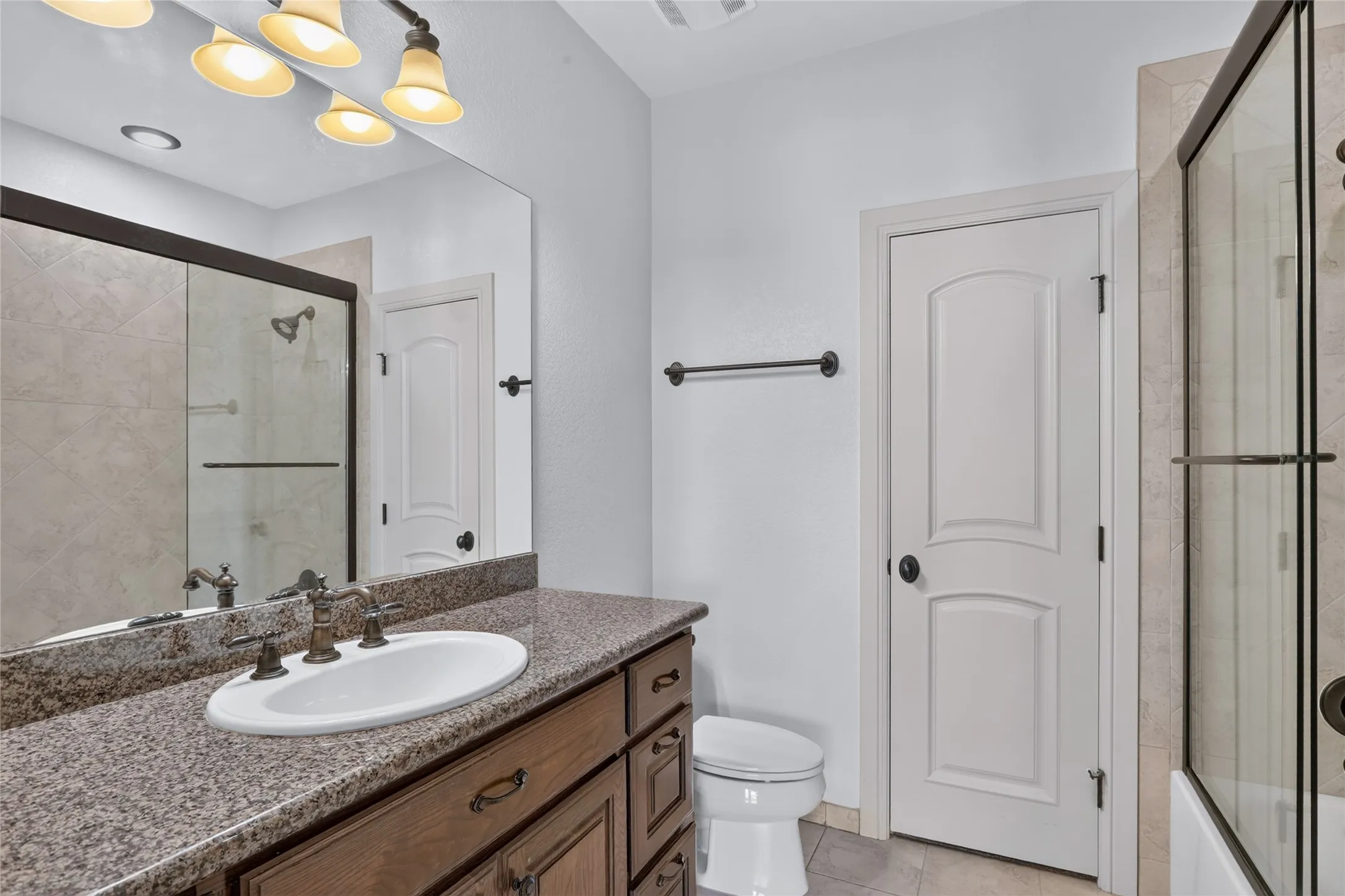 Single Family Residence For Sale in Tarrant County , 7917 Club Court, Fort Worth, Texas 76179, 4 Bedroom, 4 Bathroom, 2 Garage spaces, 5,643 Sqft, built in 2006, mls#21294654, Real Estate Agent in Fort Worth, Homes For Sale in Tarrant county, Homes For Sale in Fort Worth, Realtor in Fort Worth Texas, Real Estate Brokerage Independent Realty Texas, Luminita Cordes Realtor