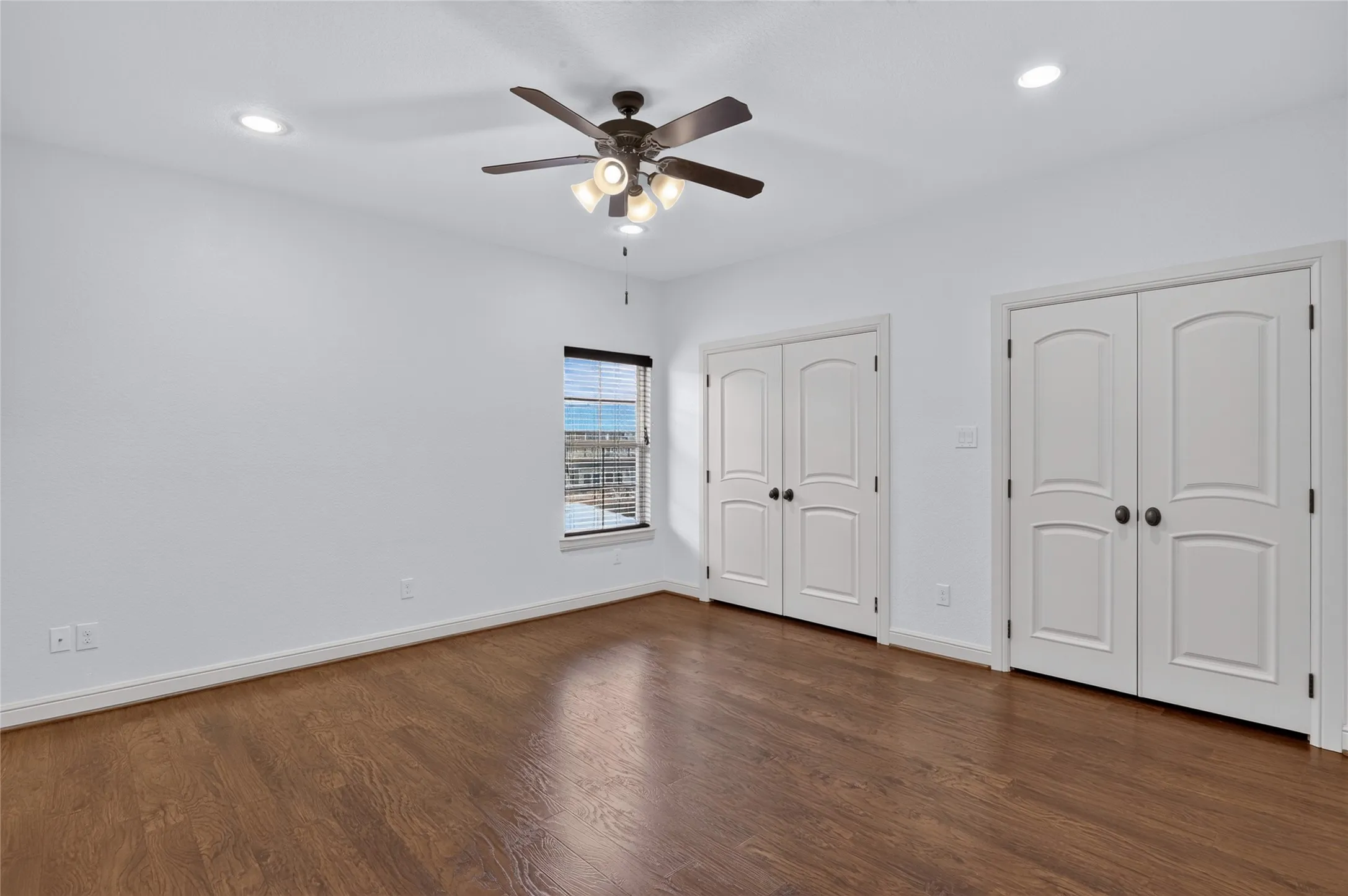 Single Family Residence For Sale in Tarrant County , 7917 Club Court, Fort Worth, Texas 76179, 4 Bedroom, 4 Bathroom, 2 Garage spaces, 5,643 Sqft, built in 2006, mls#21294654, Real Estate Agent in Fort Worth, Homes For Sale in Tarrant county, Homes For Sale in Fort Worth, Realtor in Fort Worth Texas, Real Estate Brokerage Independent Realty Texas, Luminita Cordes Realtor