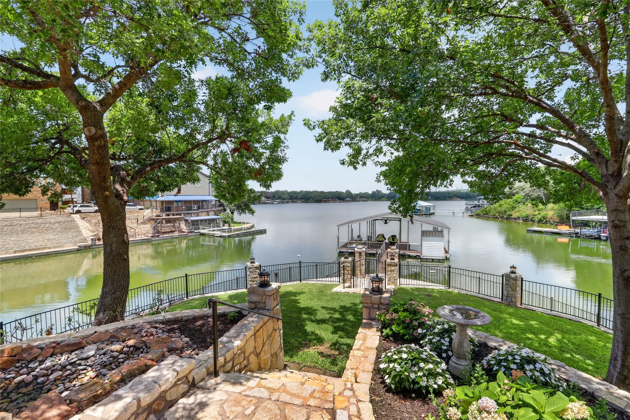 Single Family Residence For Sale in Tarrant County , 7917 Club Court, Fort Worth, Texas 76179, 4 Bedroom, 4 Bathroom, 2 Garage spaces, 5,643 Sqft, built in 2006, mls#21294654, Real Estate Agent in Fort Worth, Homes For Sale in Tarrant county, Homes For Sale in Fort Worth, Realtor in Fort Worth Texas, Real Estate Brokerage Independent Realty Texas, Luminita Cordes Realtor