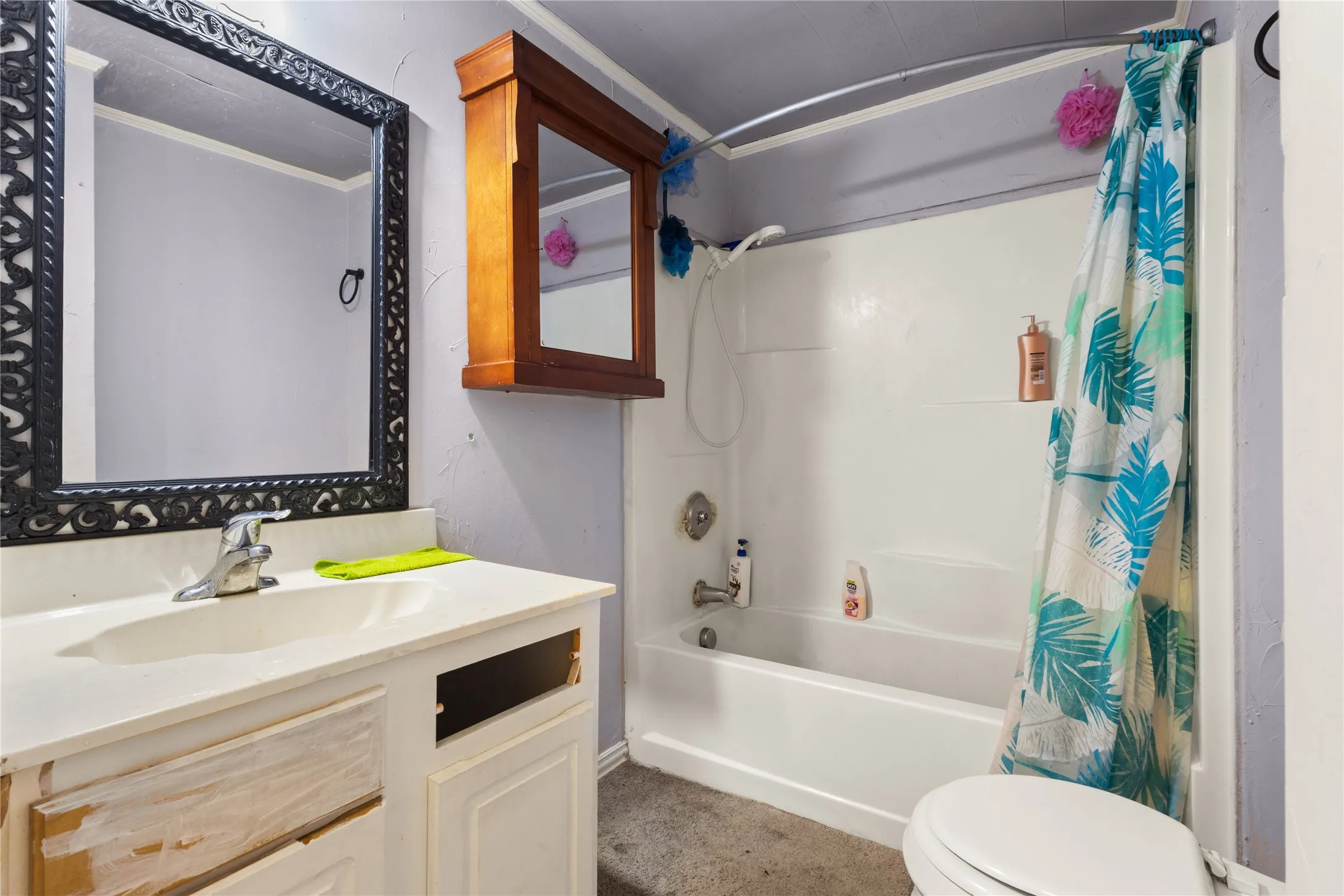 Single Family Residence For Sale in Fannin County , 1019 S Star Street S, Bonham, Texas 75418, 2 Bedroom, 2 Bathroom, Garage spaces, 1,312 Sqft, built in 1920, mls#21304055, Real Estate Agent in Bonham, Homes For Sale in Fannin county, Homes For Sale in Bonham, Realtor in Bonham Texas, Real Estate Brokerage Independent Realty Texas, Luminita Cordes Realtor