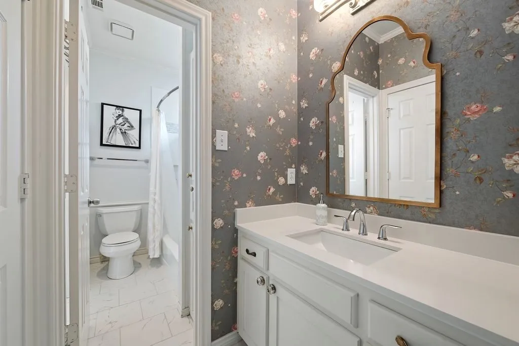 Single Family Residence For Sale in Collin County , 5904 Loch Maree Drive, Plano, Texas 75093, 4 Bedroom, 4 Bathroom, 2 Garage spaces, 3,548 Sqft, built in 1990, mls#21304064, Real Estate Agent in Plano, Homes For Sale in Collin county, Homes For Sale in Plano, Realtor in Plano Texas, Real Estate Brokerage Independent Realty Texas, Luminita Cordes Realtor