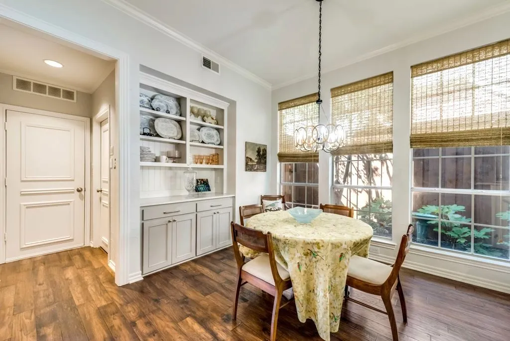 Single Family Residence For Sale in Collin County , 5904 Loch Maree Drive, Plano, Texas 75093, 4 Bedroom, 4 Bathroom, 2 Garage spaces, 3,548 Sqft, built in 1990, mls#21304064, Real Estate Agent in Plano, Homes For Sale in Collin county, Homes For Sale in Plano, Realtor in Plano Texas, Real Estate Brokerage Independent Realty Texas, Luminita Cordes Realtor