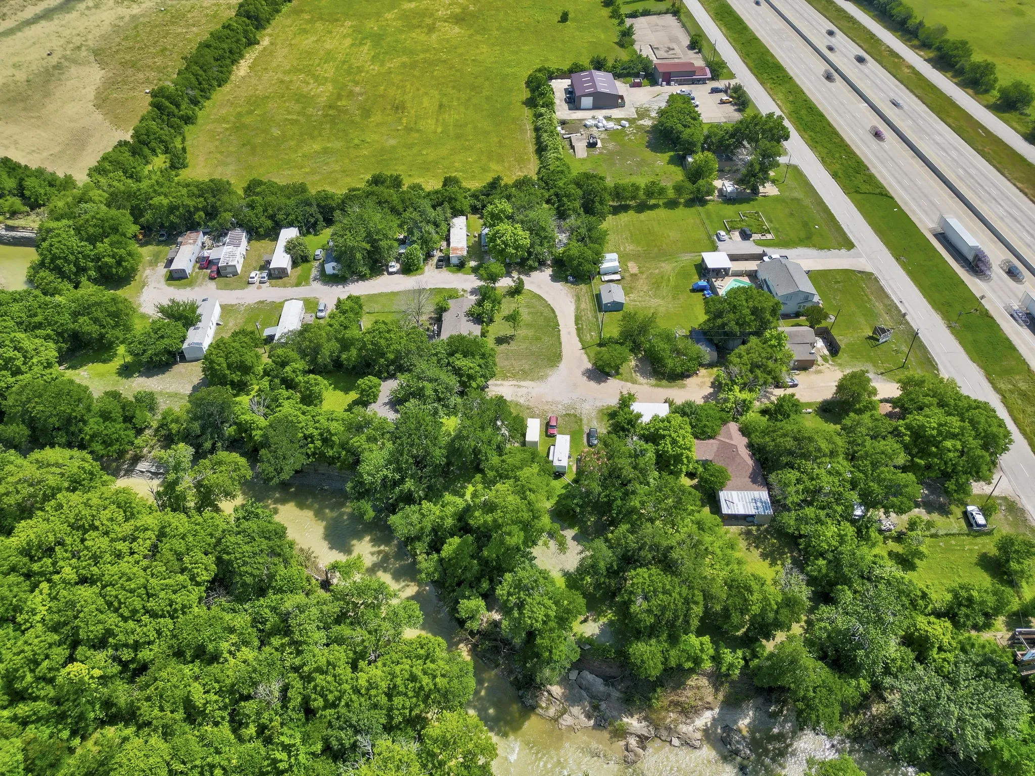 Business For Sale in Ellis County , 404 S Interstate 35 Road 2, Red Oak, Texas 75154, 0, 0, Garage spaces, 0 Sqft, built in 1970, Price $3,000,000, mls#21304068, Real Estate Agent in Red Oak, Homes For Sale in Ellis county, Homes For Sale in Red Oak, Realtor in Red Oak Texas, Real Estate Brokerage Independent Realty Texas, Luminita Cordes Realtor