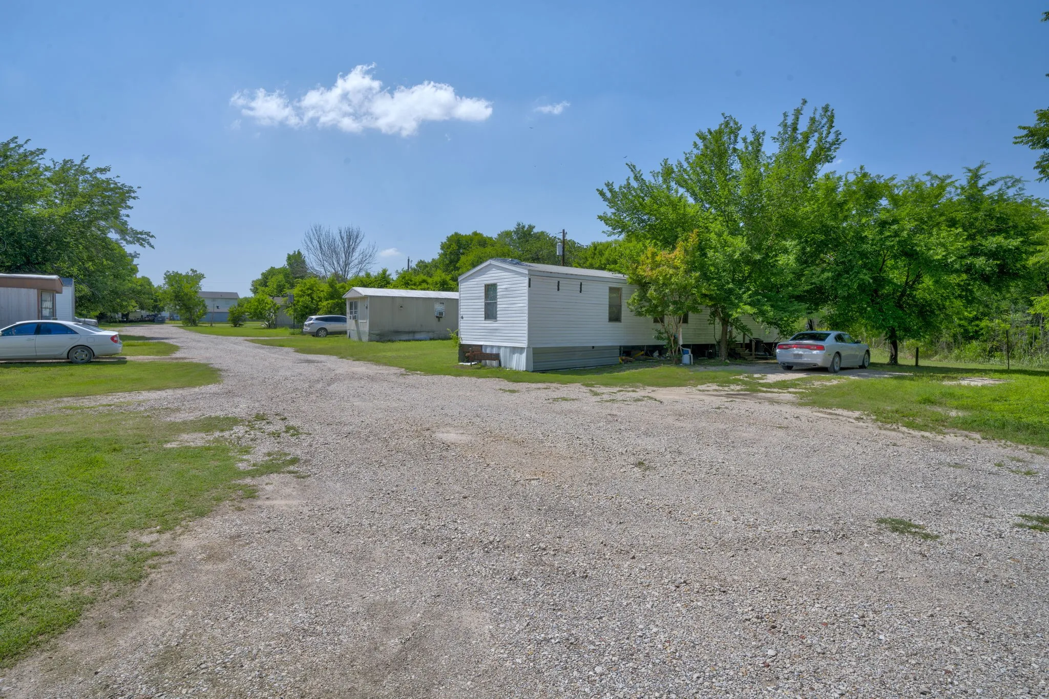 Business For Sale in Ellis County , 404 S Interstate 35 Road 2, Red Oak, Texas 75154, 0, 0, Garage spaces, 0 Sqft, built in 1970, Price $3,000,000, mls#21304068, Real Estate Agent in Red Oak, Homes For Sale in Ellis county, Homes For Sale in Red Oak, Realtor in Red Oak Texas, Real Estate Brokerage Independent Realty Texas, Luminita Cordes Realtor