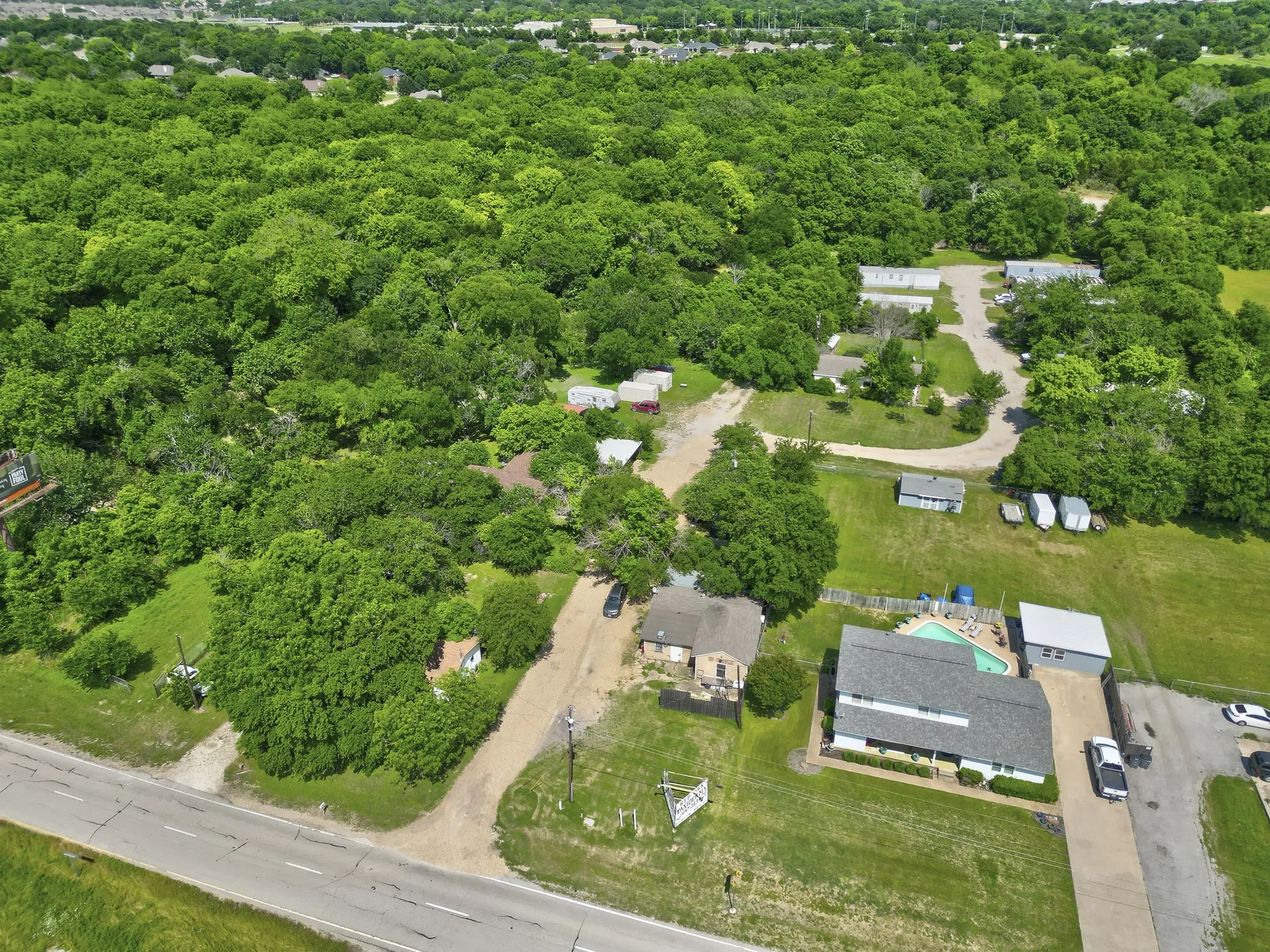 Business For Sale in Ellis County , 404 S Interstate 35 Road 2, Red Oak, Texas 75154, 0, 0, Garage spaces, 0 Sqft, built in 1970, Price $3,000,000, mls#21304068, Real Estate Agent in Red Oak, Homes For Sale in Ellis county, Homes For Sale in Red Oak, Realtor in Red Oak Texas, Real Estate Brokerage Independent Realty Texas, Luminita Cordes Realtor