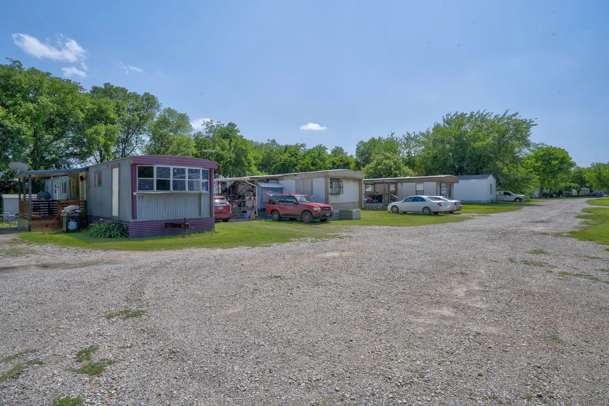 Business For Sale in Ellis County , 404 S Interstate 35 Road 2, Red Oak, Texas 75154, 0, 0, Garage spaces, 0 Sqft, built in 1970, Price $3,000,000, mls#21304068, Real Estate Agent in Red Oak, Homes For Sale in Ellis county, Homes For Sale in Red Oak, Realtor in Red Oak Texas, Real Estate Brokerage Independent Realty Texas, Luminita Cordes Realtor