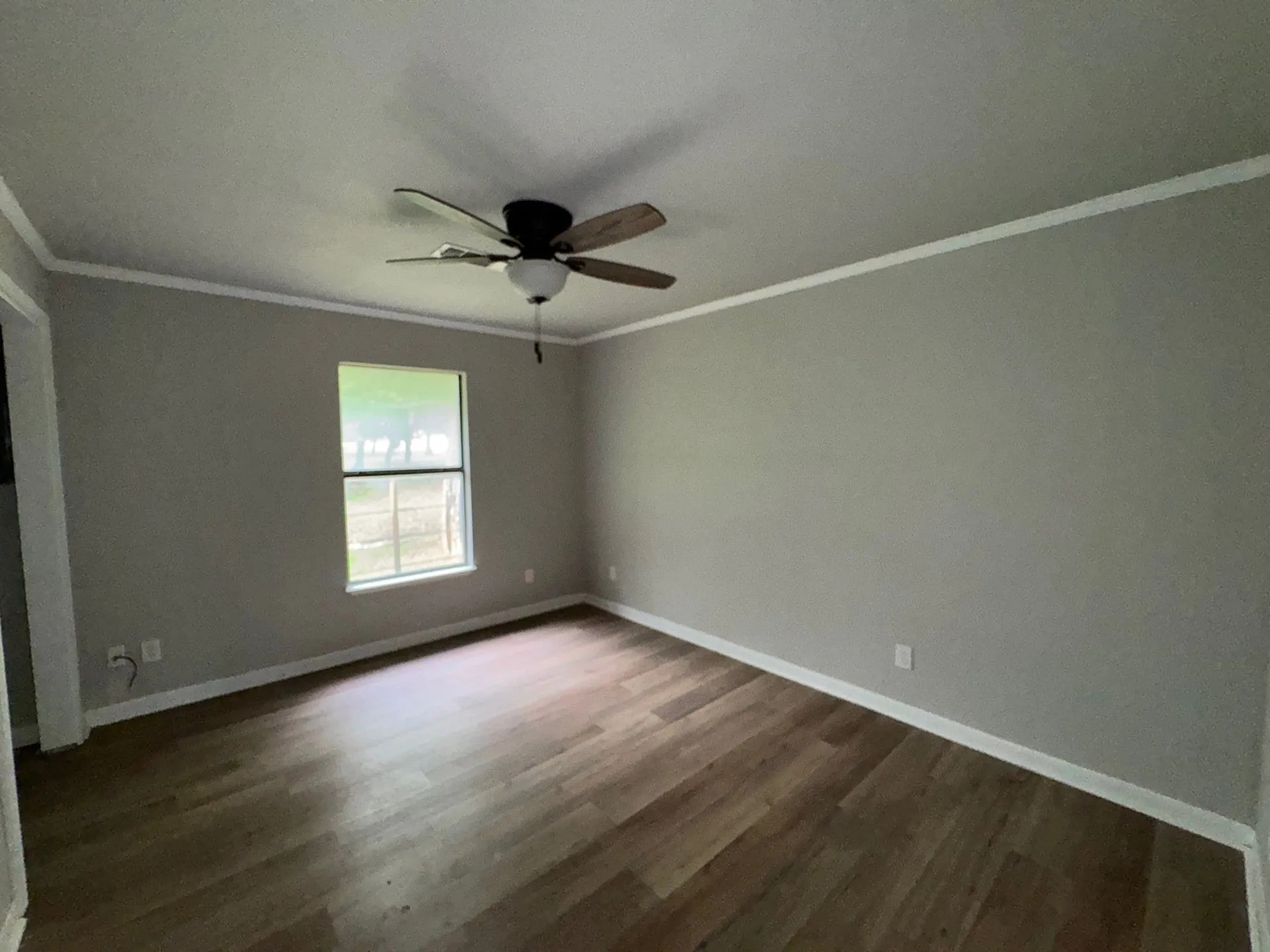 Single Family Residence For Sale in Grayson County , 513 S Carter Street, Whitewright, Texas 75491, 2 Bedroom, 2 Bathroom, Garage spaces, 1,218 Sqft, built in 2003, mls#21303127, Real Estate Agent in Whitewright, Homes For Sale in Grayson county, Homes For Sale in Whitewright, Realtor in Whitewright Texas, Real Estate Brokerage Independent Realty Texas, Luminita Cordes Realtor