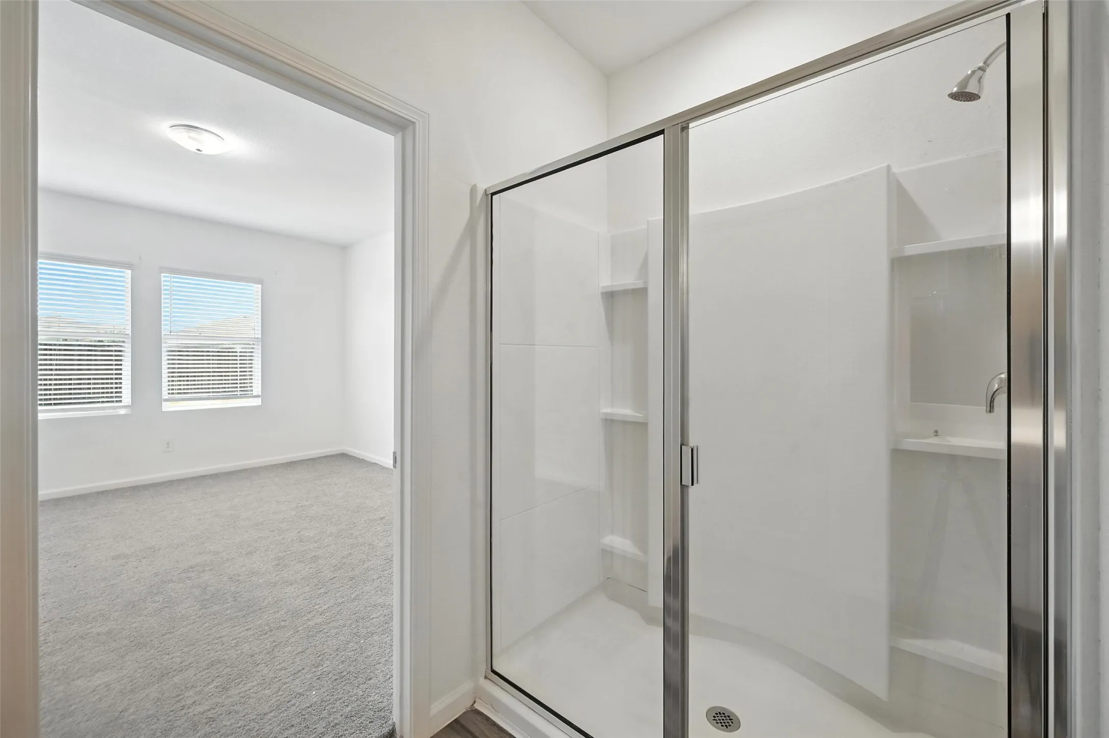 Single Family Residence For Rent in Tarrant County , 1637 Escondido Drive, Fort Worth, Texas 76052, 4 Bedroom, 2 Bathroom, 2 Garage spaces, 1,887 Sqft, built in 2021, mls#21304094, Real Estate Agent in Fort Worth, Homes For Rent in Tarrant county, Homes For Rent in Fort Worth, Realtor in Fort Worth Texas, Real Estate Brokerage Independent Realty Texas, Luminita Cordes Realtor