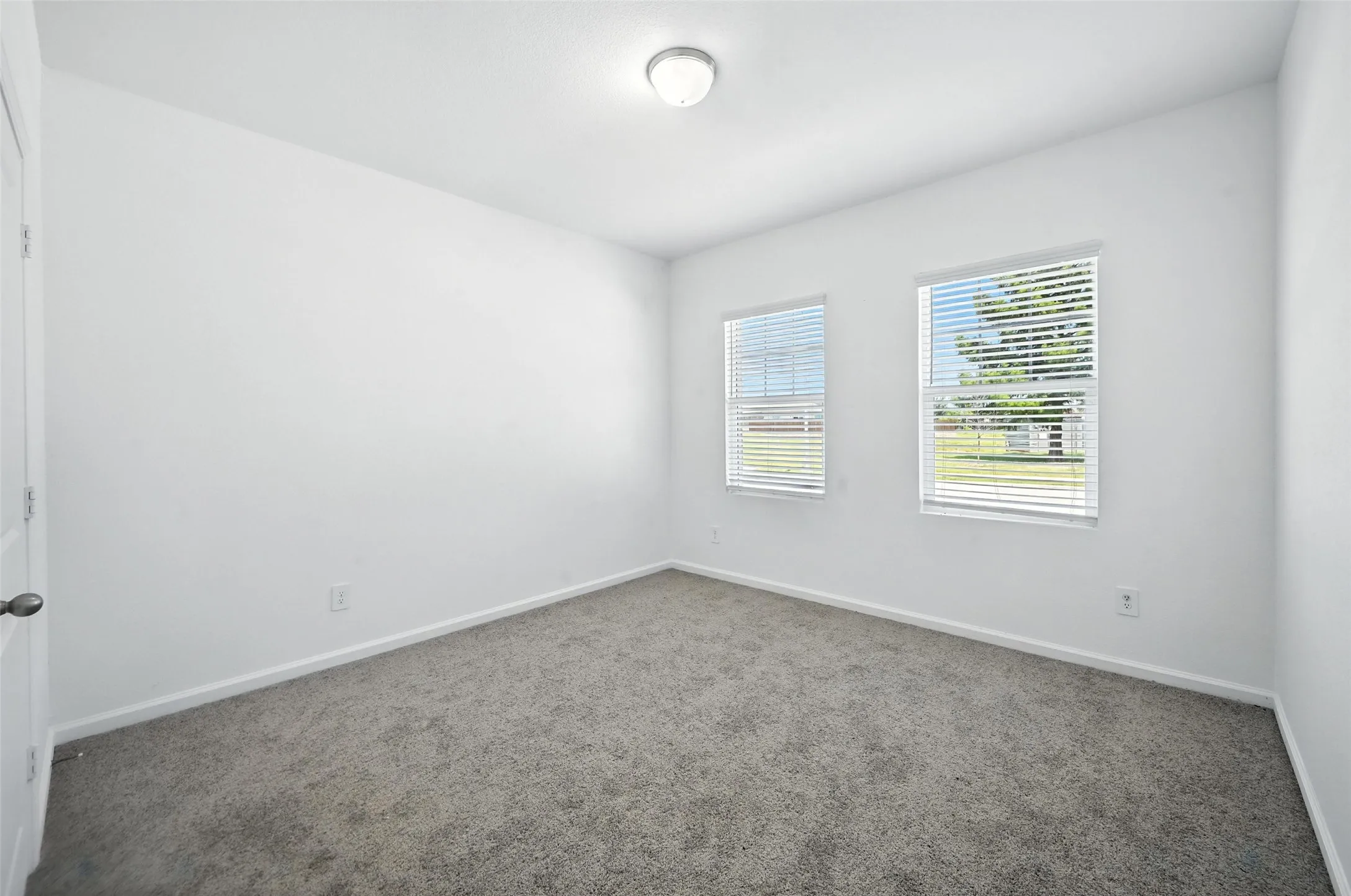 Single Family Residence For Rent in Tarrant County , 1637 Escondido Drive, Fort Worth, Texas 76052, 4 Bedroom, 2 Bathroom, 2 Garage spaces, 1,887 Sqft, built in 2021, mls#21304094, Real Estate Agent in Fort Worth, Homes For Rent in Tarrant county, Homes For Rent in Fort Worth, Realtor in Fort Worth Texas, Real Estate Brokerage Independent Realty Texas, Luminita Cordes Realtor