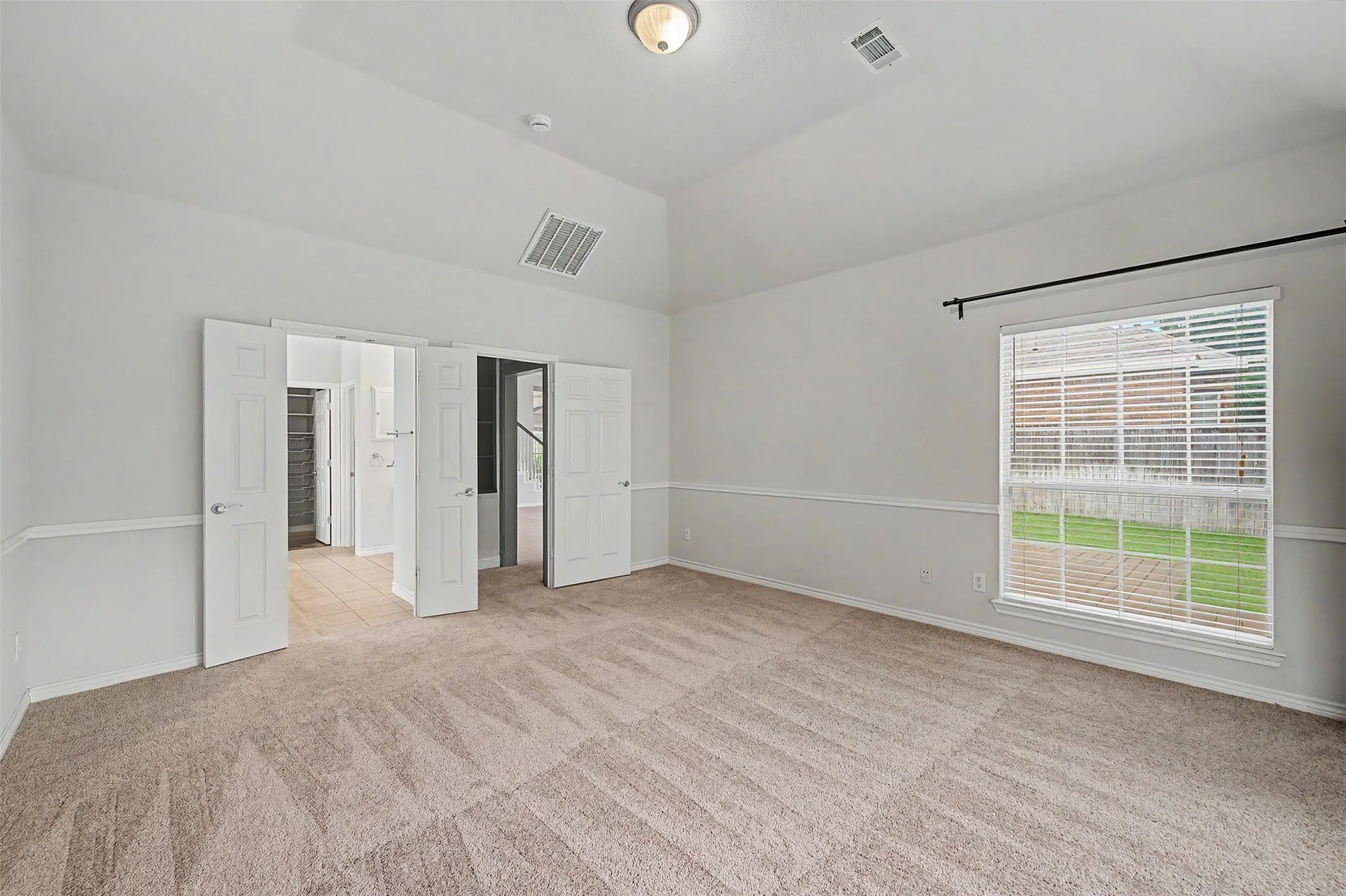 Owner's bedroom