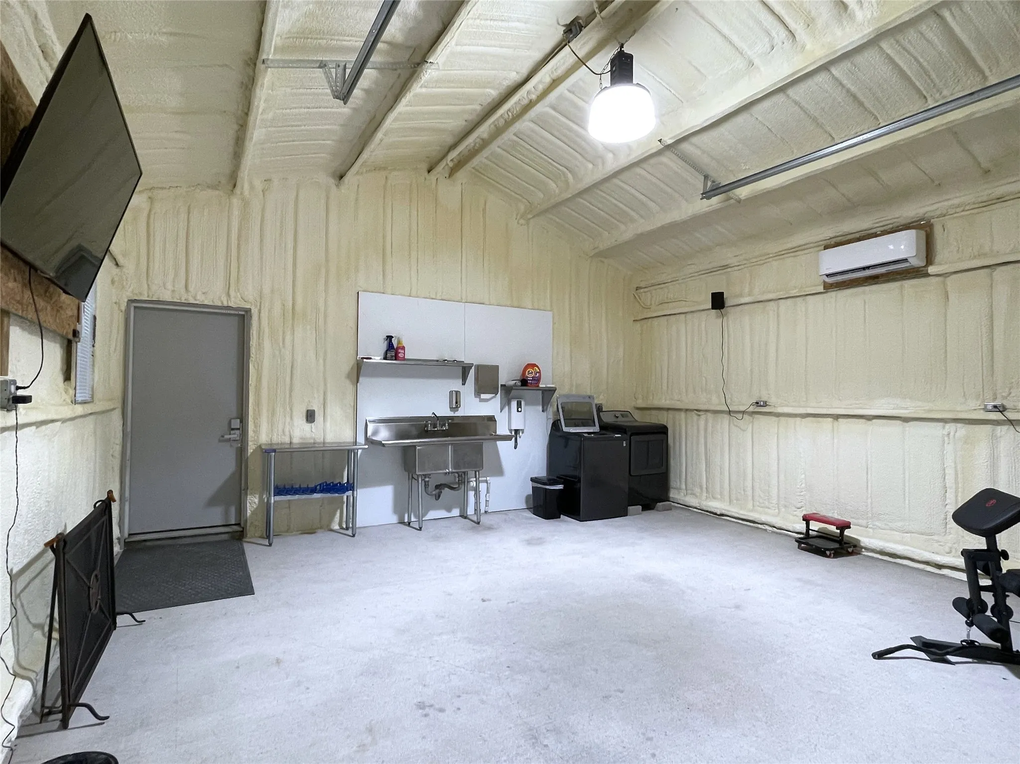 Gym side of Shop, Mini Split, Commercial Sink, Connections for Washer & Dryer (included)