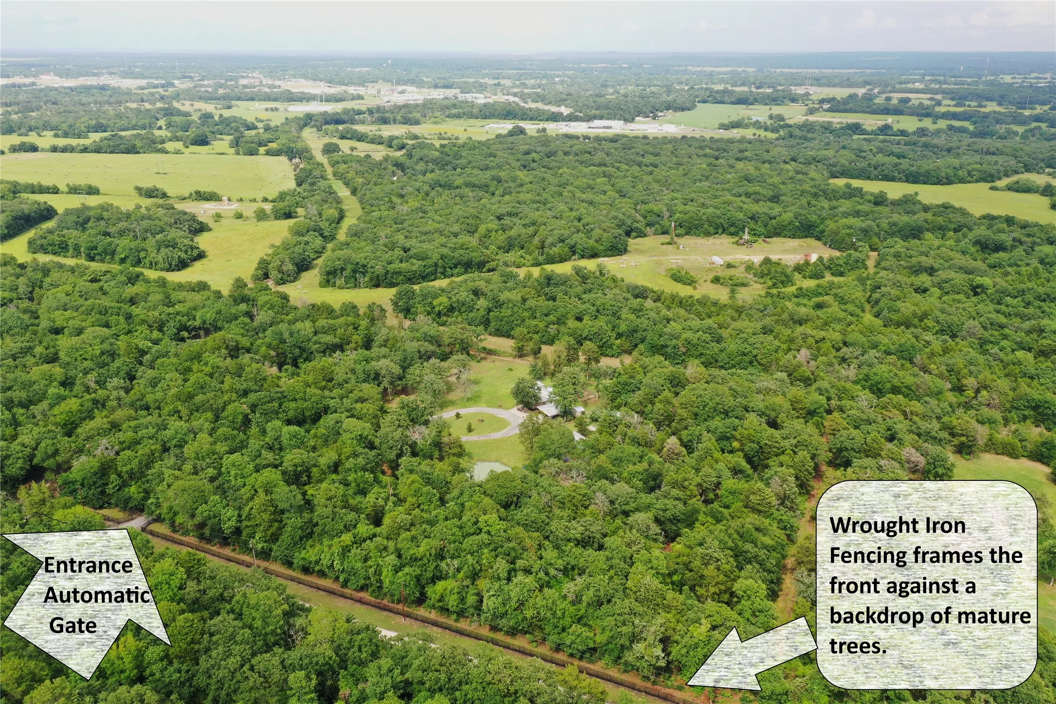 Single Family Residence For Sale in Freestone County , 109 Private Road 916, Fairfield, Texas 75840, 3 Bedroom, 2 Bathroom, Garage spaces, 1,844 Sqft, built in 2010, mls#21303003, Real Estate Agent in Fairfield, Homes For Sale in Freestone county, Homes For Sale in Fairfield, Realtor in Fairfield Texas, Real Estate Brokerage Independent Realty Texas, Luminita Cordes Realtor