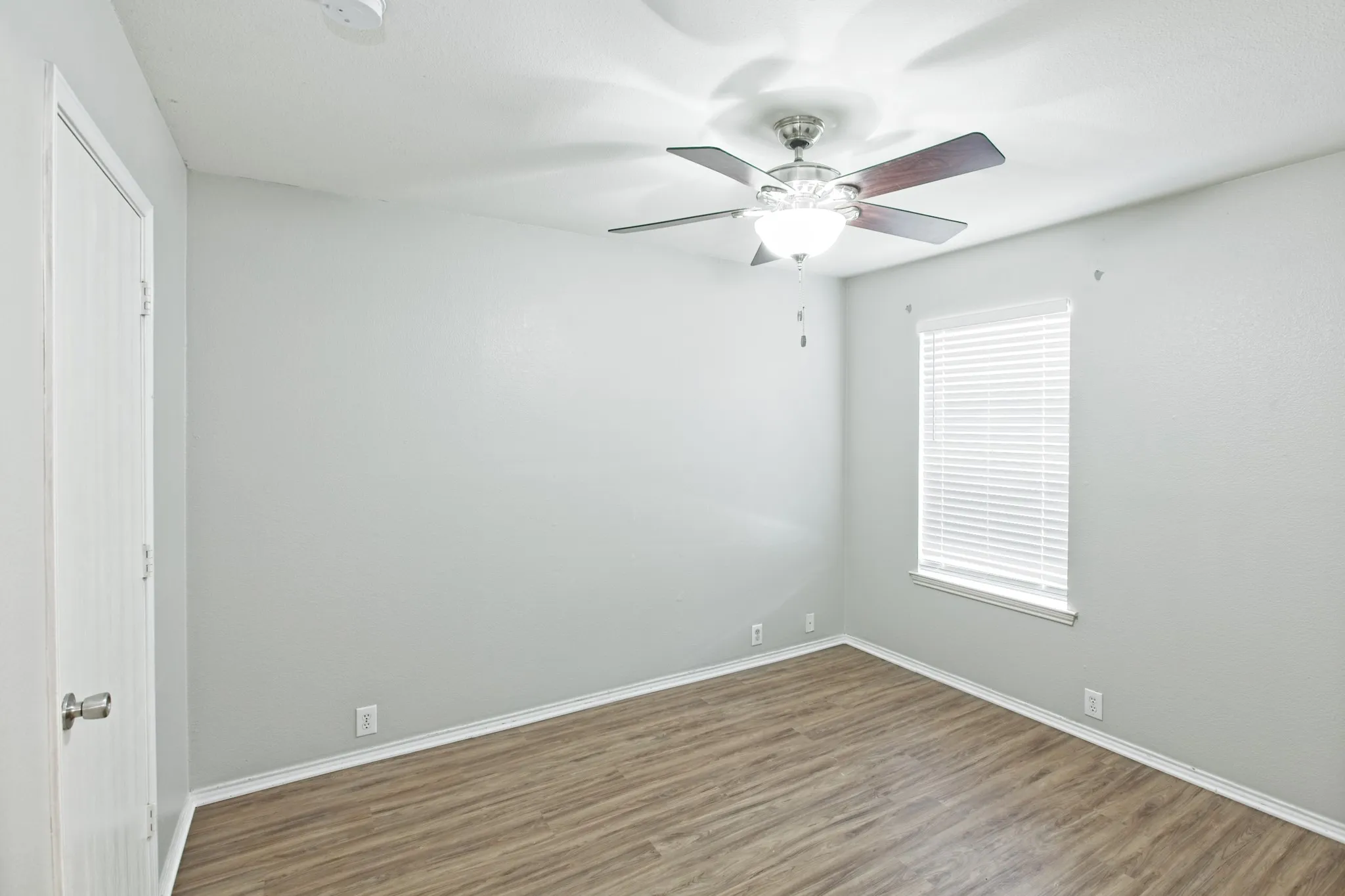 Single Family Residence For Rent in Collin County , 2309 Mallard Drive, Melissa, Texas 75454, 3 Bedroom, 2 Bathroom, 2 Garage spaces, 1,738 Sqft, built in 2002, mls#21304114, Real Estate Agent in Melissa, Homes For Rent in Collin county, Homes For Rent in Melissa, Realtor in Melissa Texas, Real Estate Brokerage Independent Realty Texas, Luminita Cordes Realtor