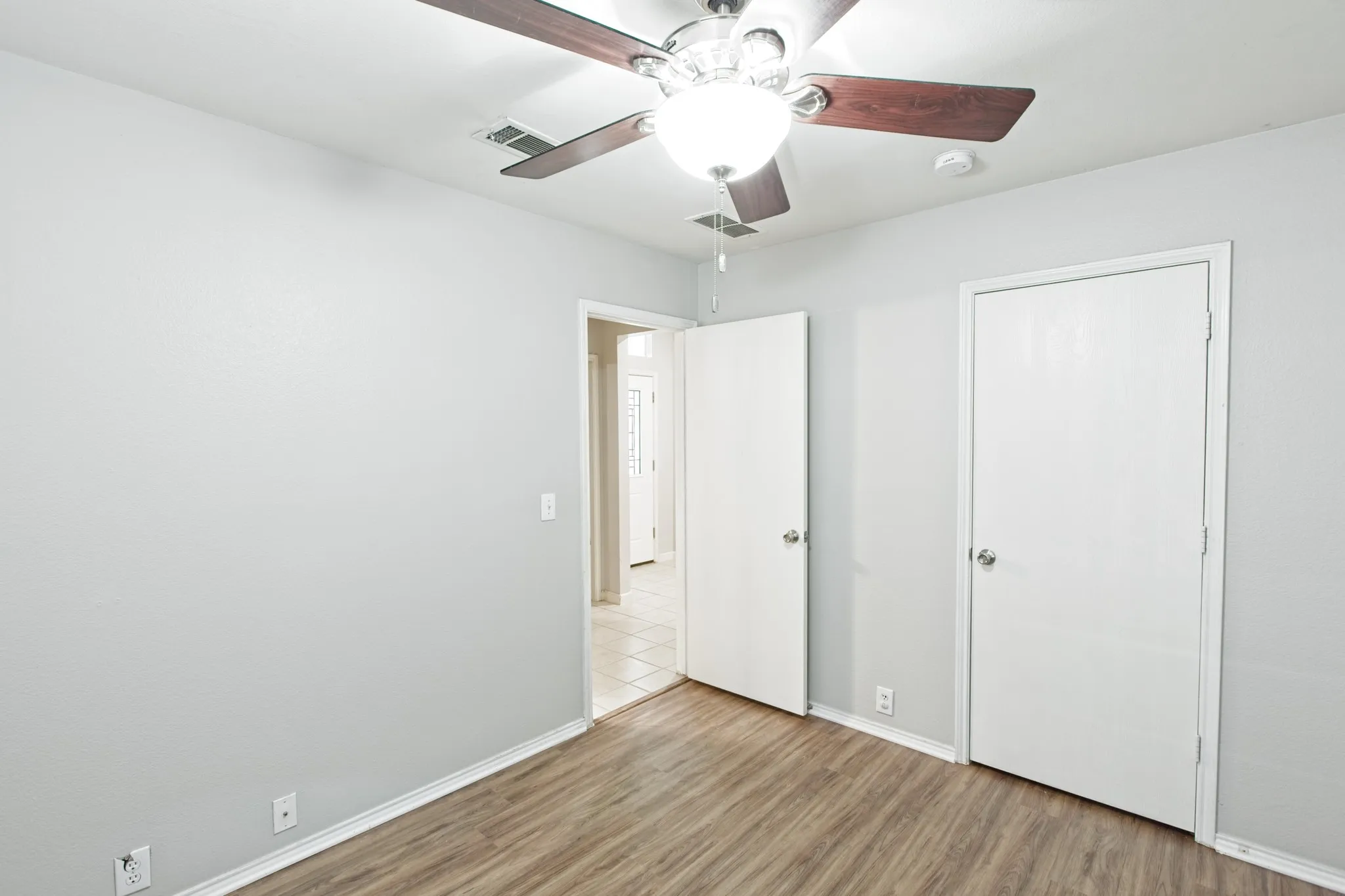 Single Family Residence For Rent in Collin County , 2309 Mallard Drive, Melissa, Texas 75454, 3 Bedroom, 2 Bathroom, 2 Garage spaces, 1,738 Sqft, built in 2002, mls#21304114, Real Estate Agent in Melissa, Homes For Rent in Collin county, Homes For Rent in Melissa, Realtor in Melissa Texas, Real Estate Brokerage Independent Realty Texas, Luminita Cordes Realtor