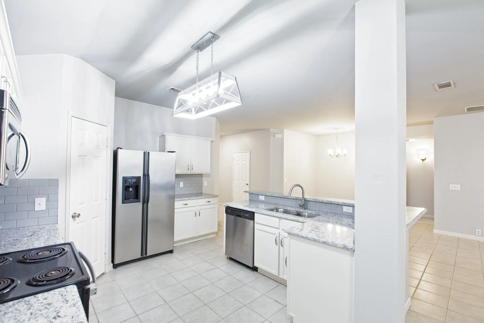 Single Family Residence For Rent in Collin County , 2309 Mallard Drive, Melissa, Texas 75454, 3 Bedroom, 2 Bathroom, 2 Garage spaces, 1,738 Sqft, built in 2002, mls#21304114, Real Estate Agent in Melissa, Homes For Rent in Collin county, Homes For Rent in Melissa, Realtor in Melissa Texas, Real Estate Brokerage Independent Realty Texas, Luminita Cordes Realtor