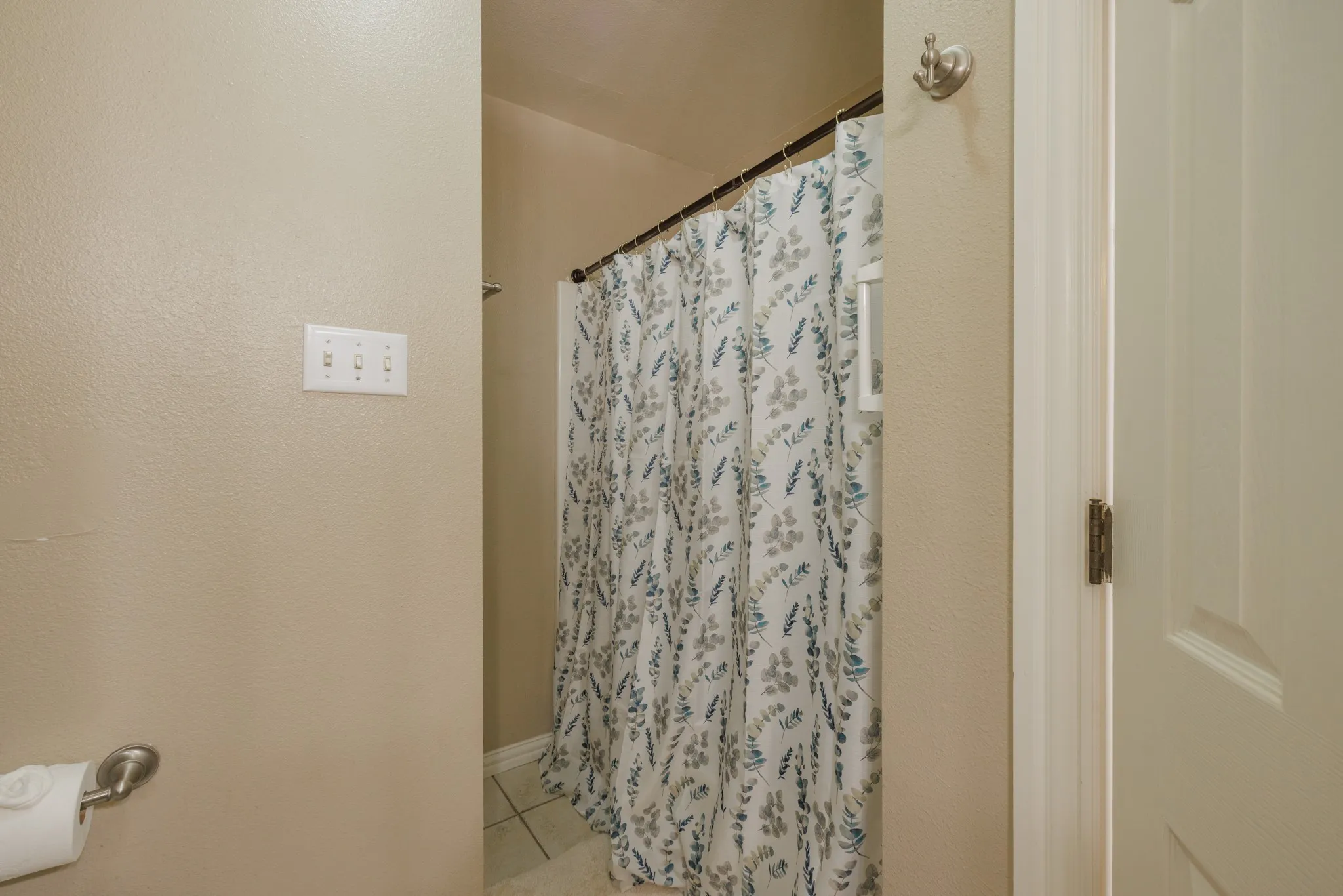 Single Family Residence For Rent in Taylor County , 3726 Pensacola Drive, Abilene, Texas 79606, 4 Bedroom, 3 Bathroom, 2 Garage spaces, 2,126 Sqft, built in 1994, mls#21304113, Real Estate Agent in Abilene, Homes For Rent in Taylor county, Homes For Rent in Abilene, Realtor in Abilene Texas, Real Estate Brokerage Independent Realty Texas, Luminita Cordes Realtor