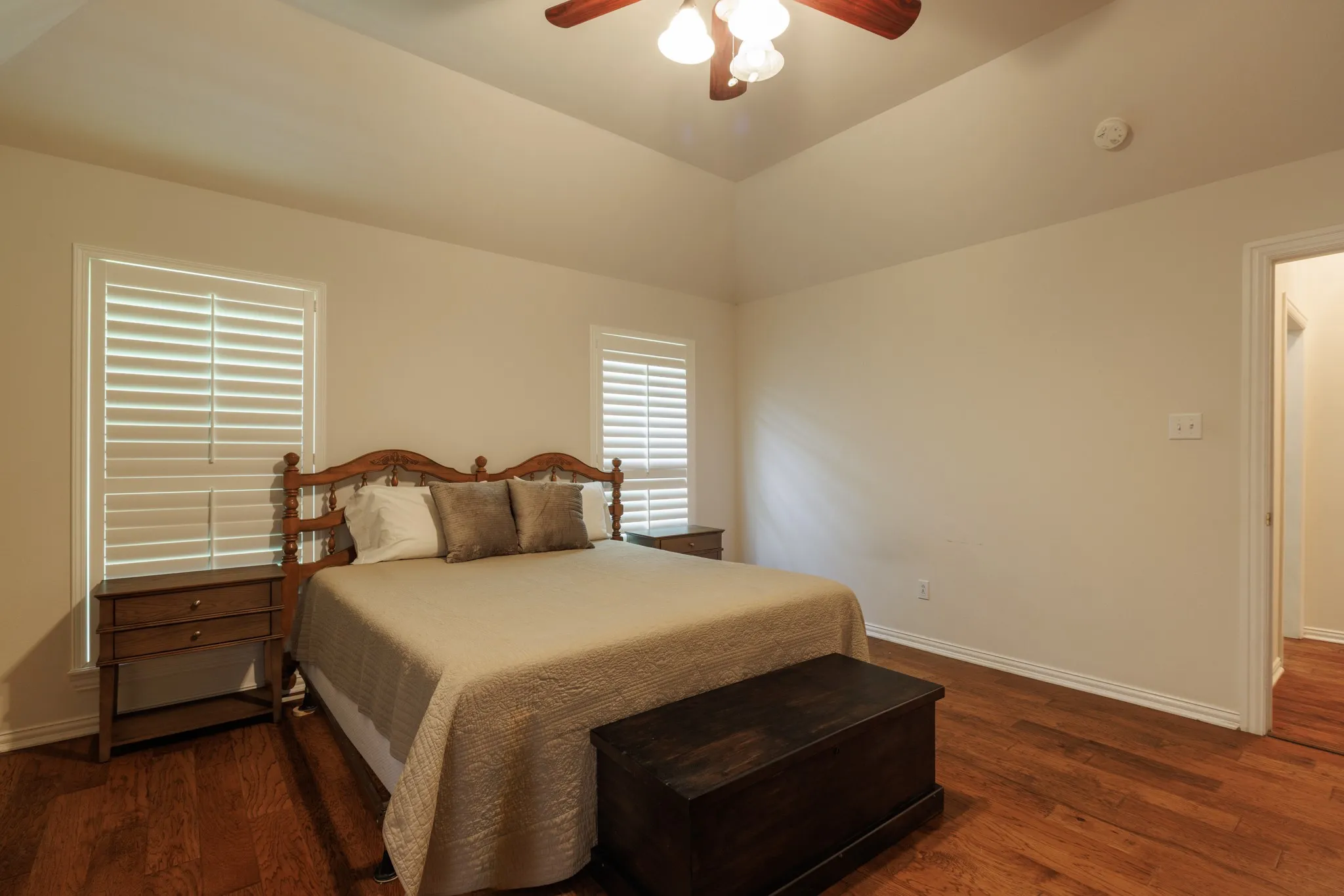 Single Family Residence For Rent in Taylor County , 3726 Pensacola Drive, Abilene, Texas 79606, 4 Bedroom, 3 Bathroom, 2 Garage spaces, 2,126 Sqft, built in 1994, mls#21304113, Real Estate Agent in Abilene, Homes For Rent in Taylor county, Homes For Rent in Abilene, Realtor in Abilene Texas, Real Estate Brokerage Independent Realty Texas, Luminita Cordes Realtor