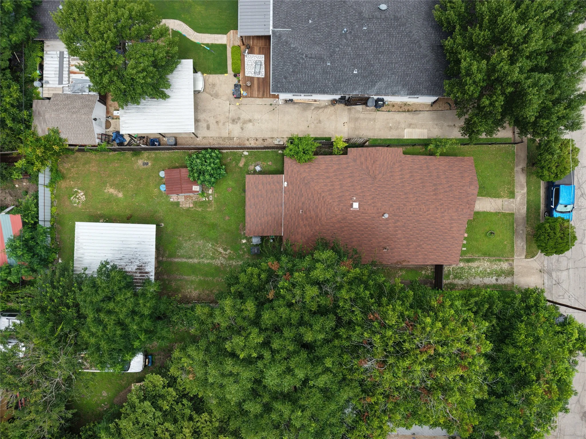 Single Family Residence For Sale in Dallas County , 611 Wayne Street, Dallas, Texas 75223, 3 Bedroom, 2 Bathroom, Garage spaces, 1,224 Sqft, built in 1930, mls#21304124, Real Estate Agent in Dallas, Homes For Sale in Dallas county, Homes For Sale in Dallas, Realtor in Dallas Texas, Real Estate Brokerage Independent Realty Texas, Luminita Cordes Realtor