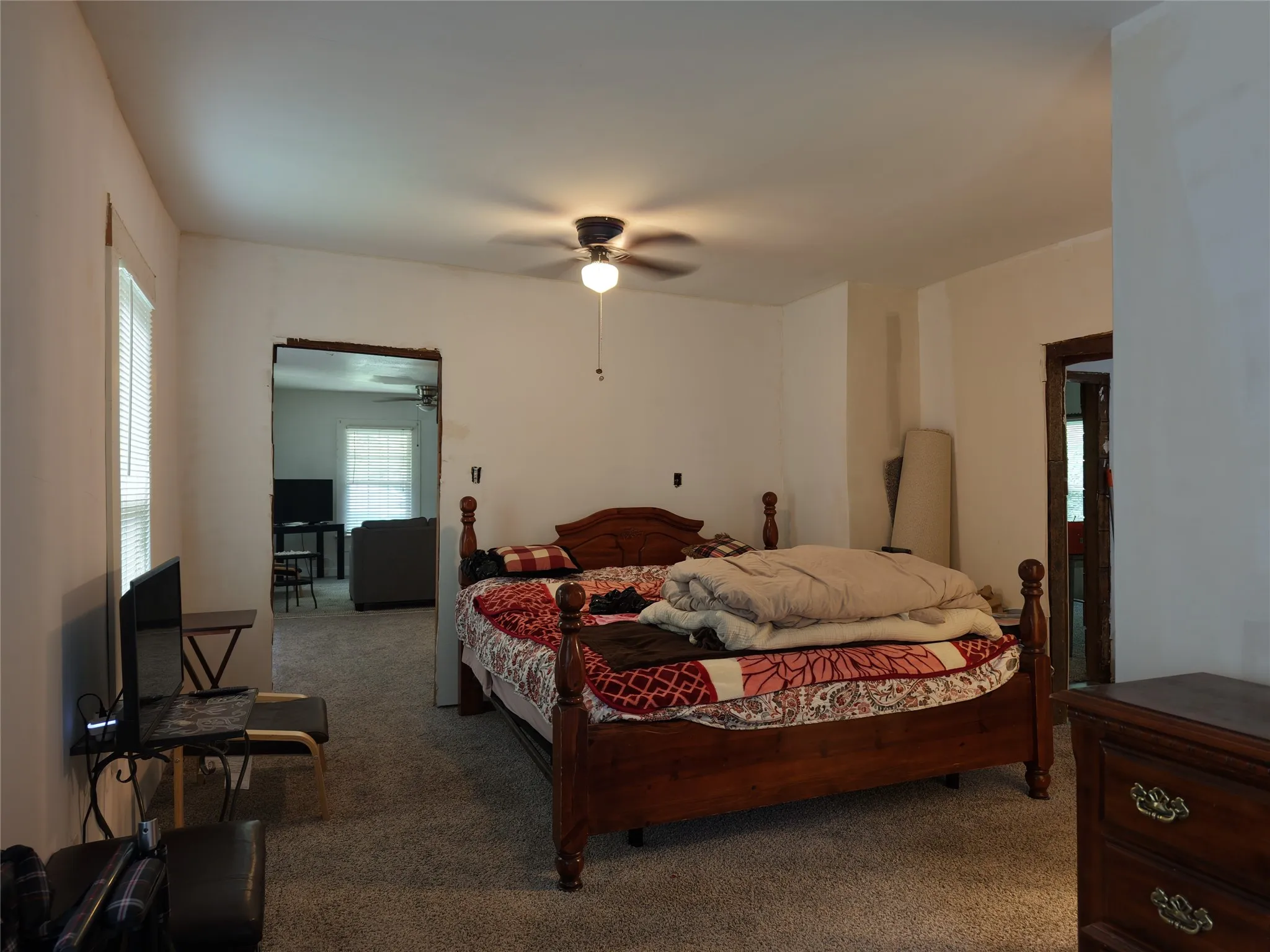 Single Family Residence For Sale in Dallas County , 611 Wayne Street, Dallas, Texas 75223, 3 Bedroom, 2 Bathroom, Garage spaces, 1,224 Sqft, built in 1930, mls#21304124, Real Estate Agent in Dallas, Homes For Sale in Dallas county, Homes For Sale in Dallas, Realtor in Dallas Texas, Real Estate Brokerage Independent Realty Texas, Luminita Cordes Realtor