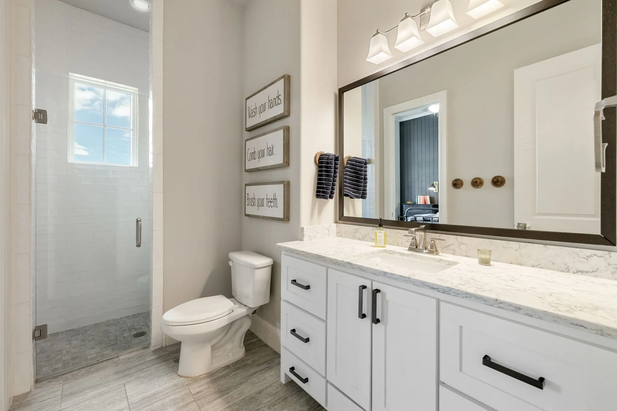 Single Family Residence For Sale in Collin County , 515 Mark Drive, Lucas, Texas 75002, 5 Bedroom, 6 Bathroom, 5 Garage spaces, 5,155 Sqft, built in 2017, mls#21301399, Real Estate Agent in Lucas, Homes For Sale in Collin county, Homes For Sale in Lucas, Realtor in Lucas Texas, Real Estate Brokerage Independent Realty Texas, Luminita Cordes Realtor