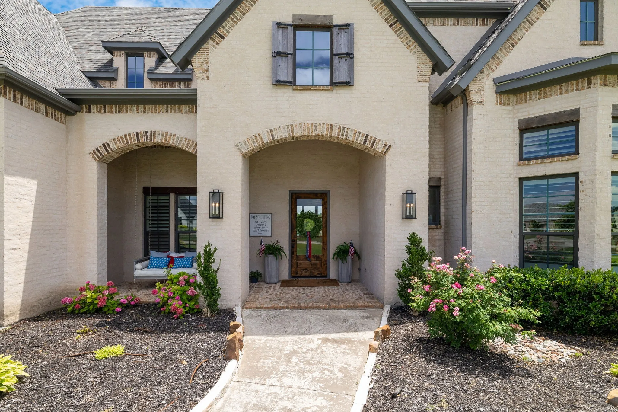 Single Family Residence For Sale in Collin County , 515 Mark Drive, Lucas, Texas 75002, 5 Bedroom, 6 Bathroom, 5 Garage spaces, 5,155 Sqft, built in 2017, mls#21301399, Real Estate Agent in Lucas, Homes For Sale in Collin county, Homes For Sale in Lucas, Realtor in Lucas Texas, Real Estate Brokerage Independent Realty Texas, Luminita Cordes Realtor