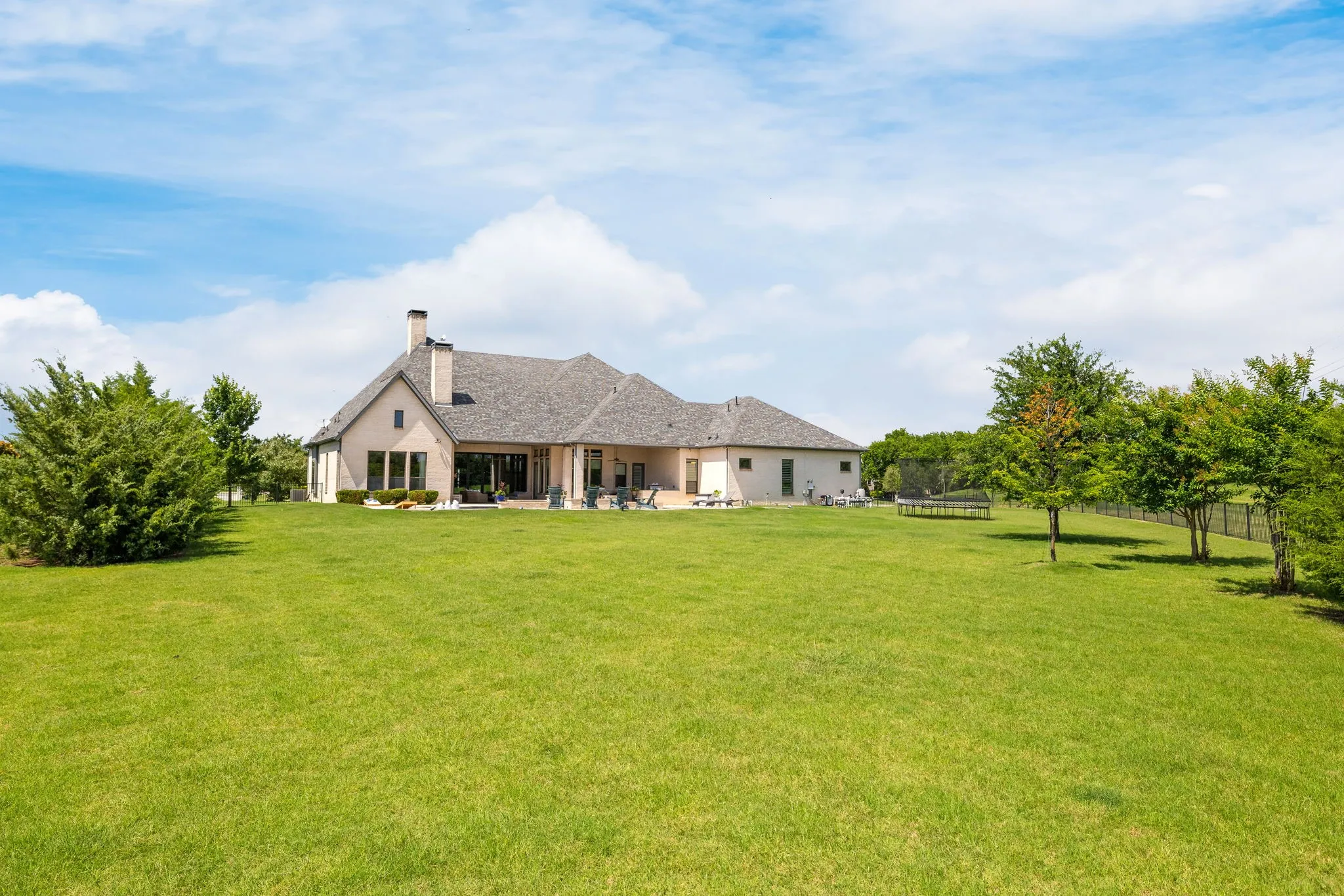 Single Family Residence For Sale in Collin County , 515 Mark Drive, Lucas, Texas 75002, 5 Bedroom, 6 Bathroom, 5 Garage spaces, 5,155 Sqft, built in 2017, mls#21301399, Real Estate Agent in Lucas, Homes For Sale in Collin county, Homes For Sale in Lucas, Realtor in Lucas Texas, Real Estate Brokerage Independent Realty Texas, Luminita Cordes Realtor