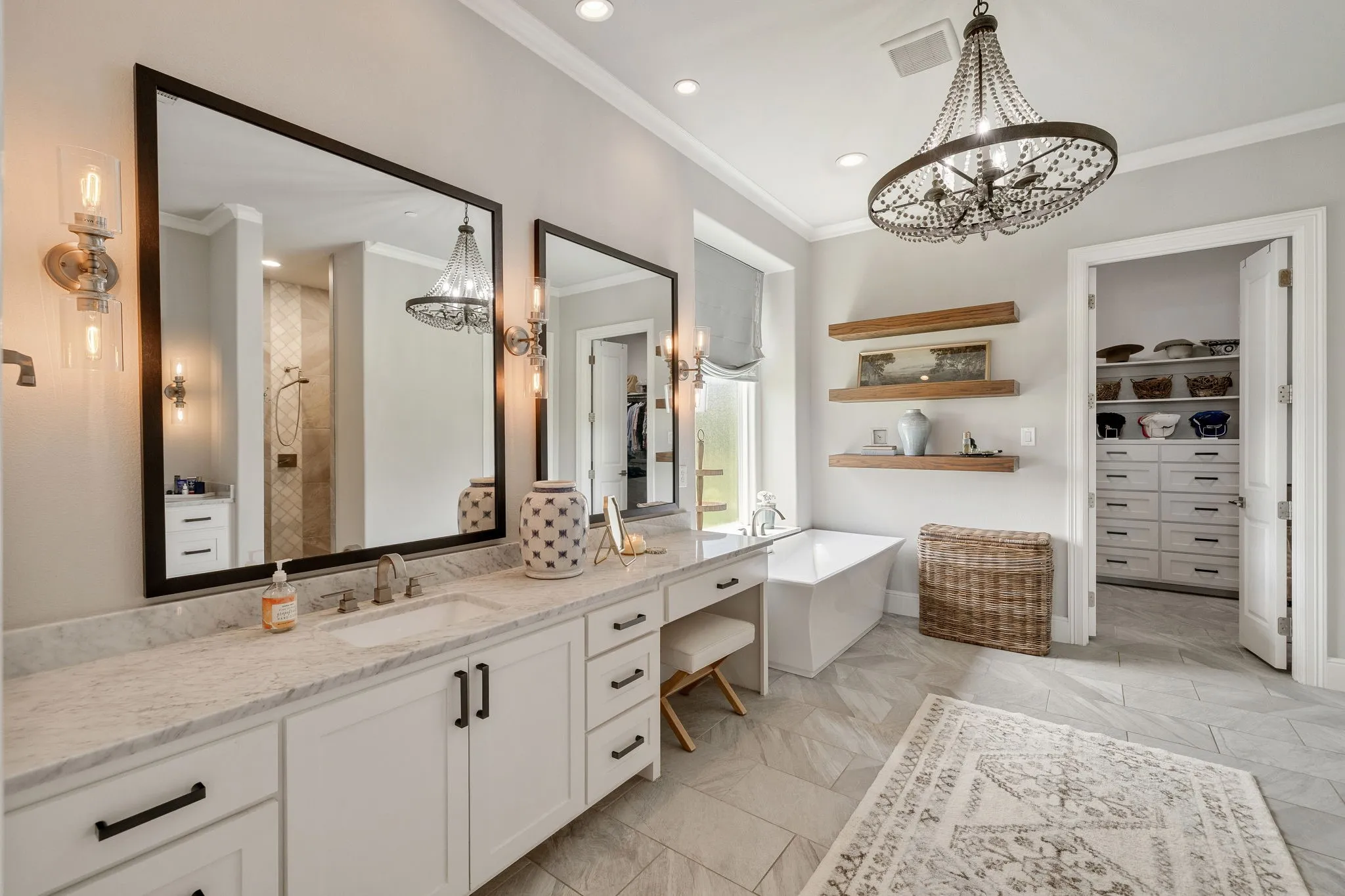 Single Family Residence For Sale in Collin County , 515 Mark Drive, Lucas, Texas 75002, 5 Bedroom, 6 Bathroom, 5 Garage spaces, 5,155 Sqft, built in 2017, mls#21301399, Real Estate Agent in Lucas, Homes For Sale in Collin county, Homes For Sale in Lucas, Realtor in Lucas Texas, Real Estate Brokerage Independent Realty Texas, Luminita Cordes Realtor