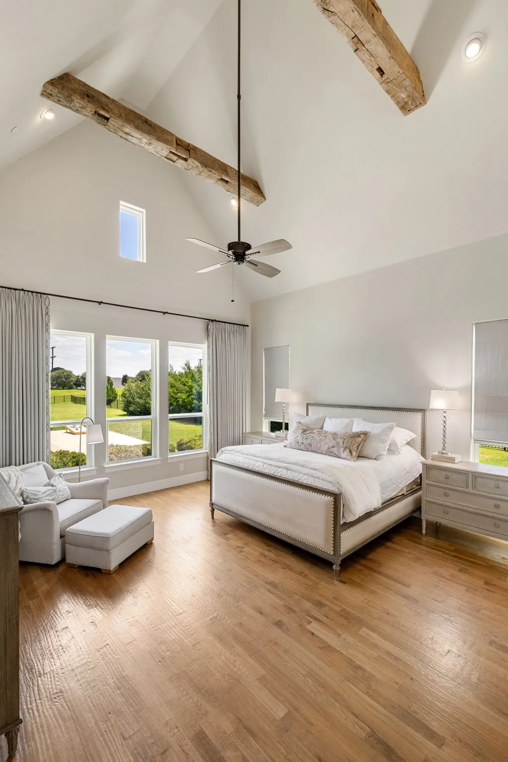 Single Family Residence For Sale in Collin County , 515 Mark Drive, Lucas, Texas 75002, 5 Bedroom, 6 Bathroom, 5 Garage spaces, 5,155 Sqft, built in 2017, mls#21301399, Real Estate Agent in Lucas, Homes For Sale in Collin county, Homes For Sale in Lucas, Realtor in Lucas Texas, Real Estate Brokerage Independent Realty Texas, Luminita Cordes Realtor