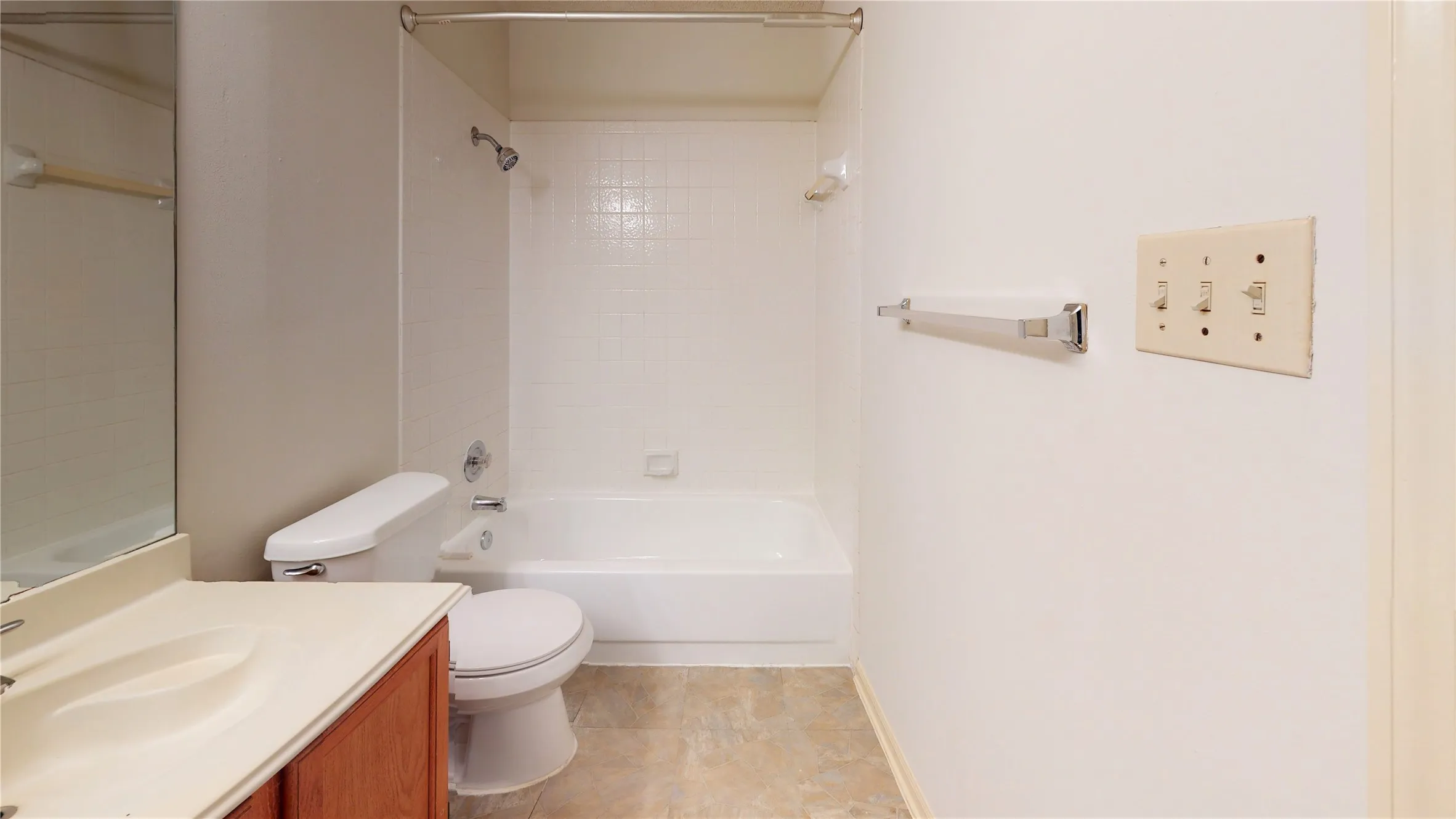 Single Family Residence For Rent in Collin County , 4012 Sendero Trail, Plano, Texas 75024, 4 Bedroom, 2 Bathroom, 2 Garage spaces, 2,091 Sqft, built in 1989, mls#21304133, Real Estate Agent in Plano, Homes For Rent in Collin county, Homes For Rent in Plano, Realtor in Plano Texas, Real Estate Brokerage Independent Realty Texas, Luminita Cordes Realtor