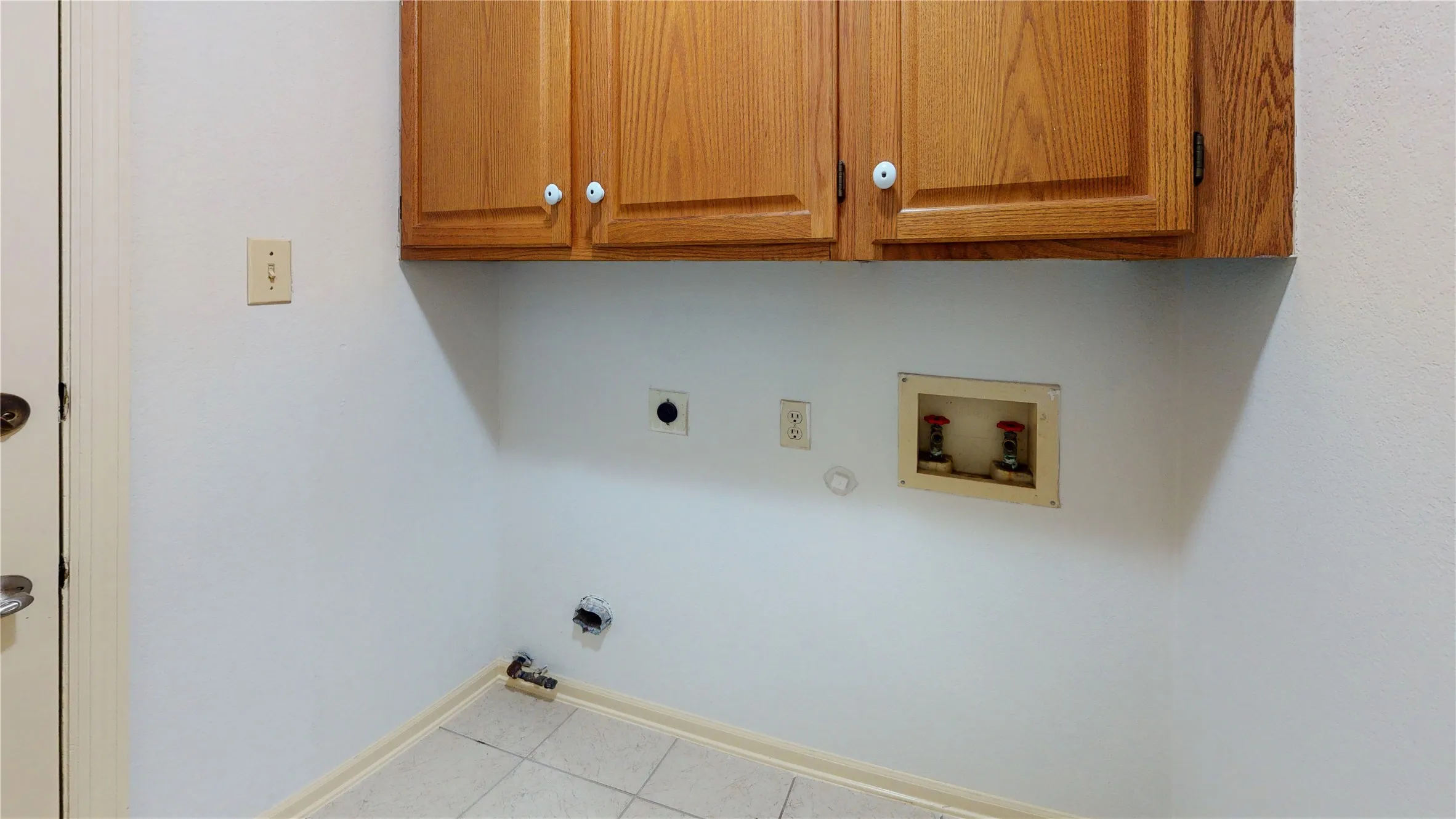 Single Family Residence For Rent in Collin County , 4012 Sendero Trail, Plano, Texas 75024, 4 Bedroom, 2 Bathroom, 2 Garage spaces, 2,091 Sqft, built in 1989, mls#21304133, Real Estate Agent in Plano, Homes For Rent in Collin county, Homes For Rent in Plano, Realtor in Plano Texas, Real Estate Brokerage Independent Realty Texas, Luminita Cordes Realtor