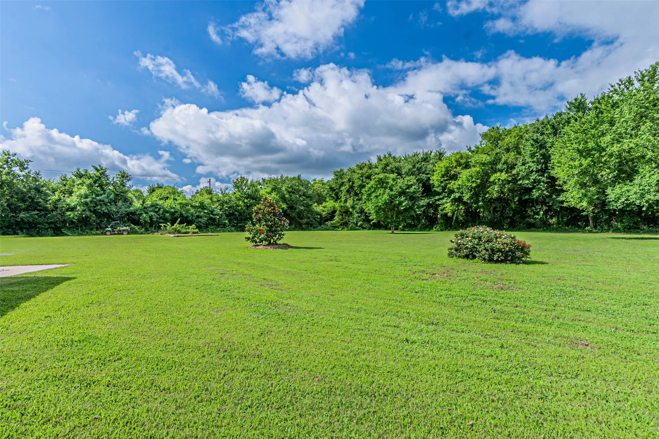 Single Family Residence For Sale in Van Zandt County , 4671 FM 1504, Wills Point, Texas 75169, 3 Bedroom, 3 Bathroom, 2 Garage spaces, 1,904 Sqft, built in 2017, mls#21303678, Real Estate Agent in Wills Point, Homes For Sale in Van Zandt county, Homes For Sale in Wills Point, Realtor in Wills Point Texas, Real Estate Brokerage Independent Realty Texas, Luminita Cordes Realtor