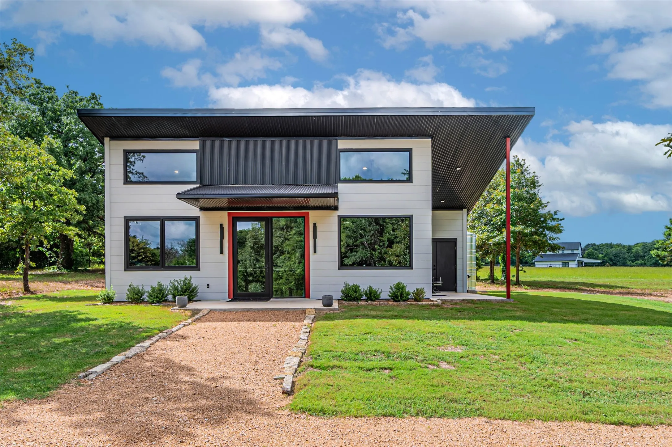 Single Family Residence For Sale in Van Zandt County , 4671 FM 1504, Wills Point, Texas 75169, 3 Bedroom, 3 Bathroom, 2 Garage spaces, 1,904 Sqft, built in 2017, mls#21303678, Real Estate Agent in Wills Point, Homes For Sale in Van Zandt county, Homes For Sale in Wills Point, Realtor in Wills Point Texas, Real Estate Brokerage Independent Realty Texas, Luminita Cordes Realtor